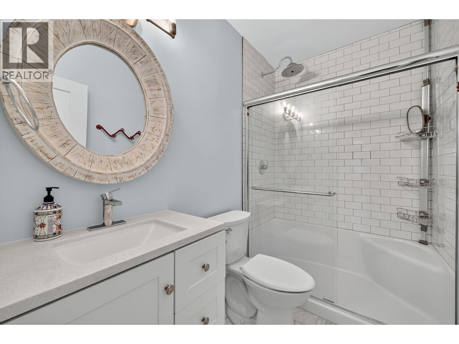 6732 La Palma Loop Unit# 213