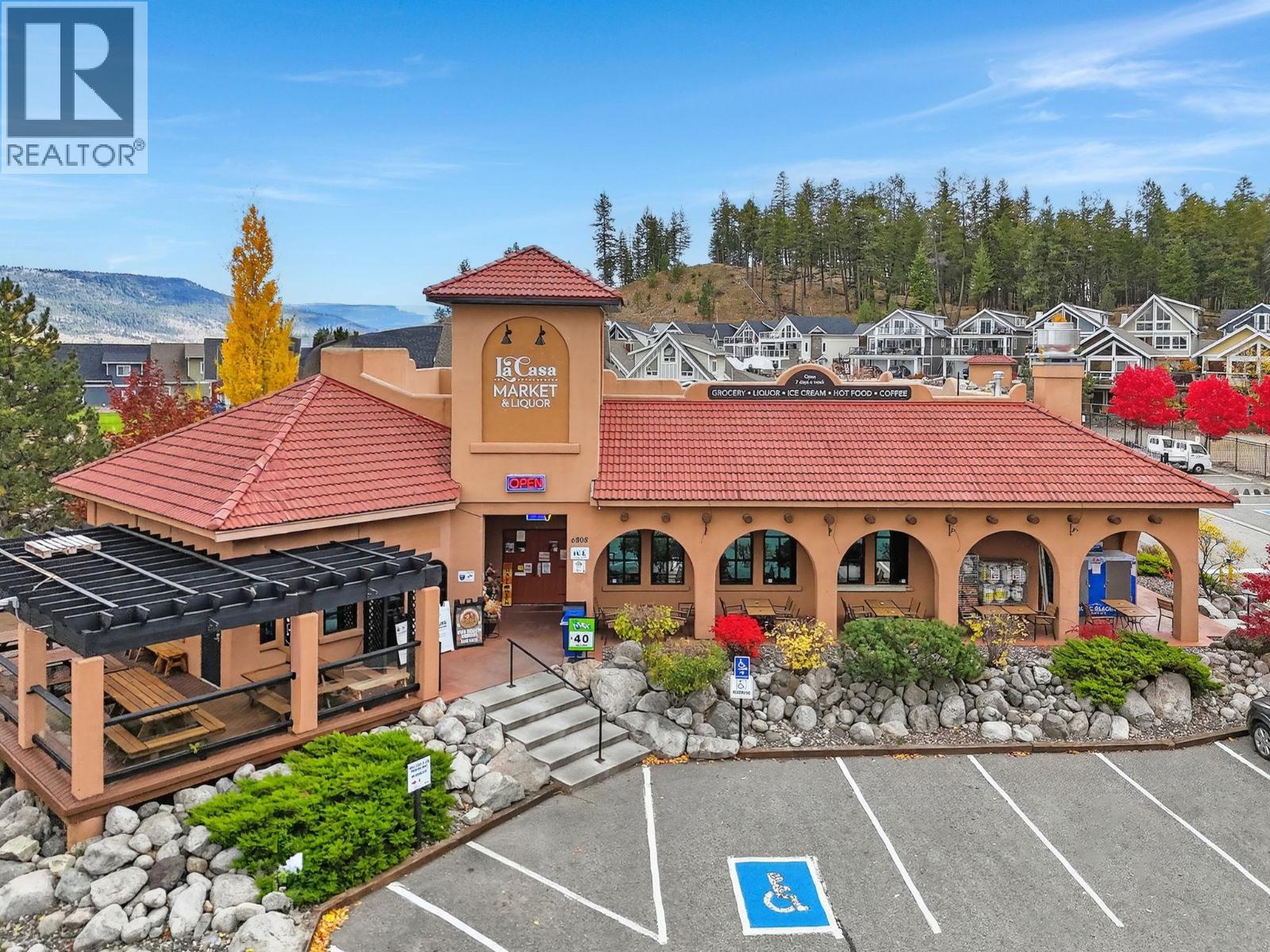 6732 La Palma Loop Unit# 213