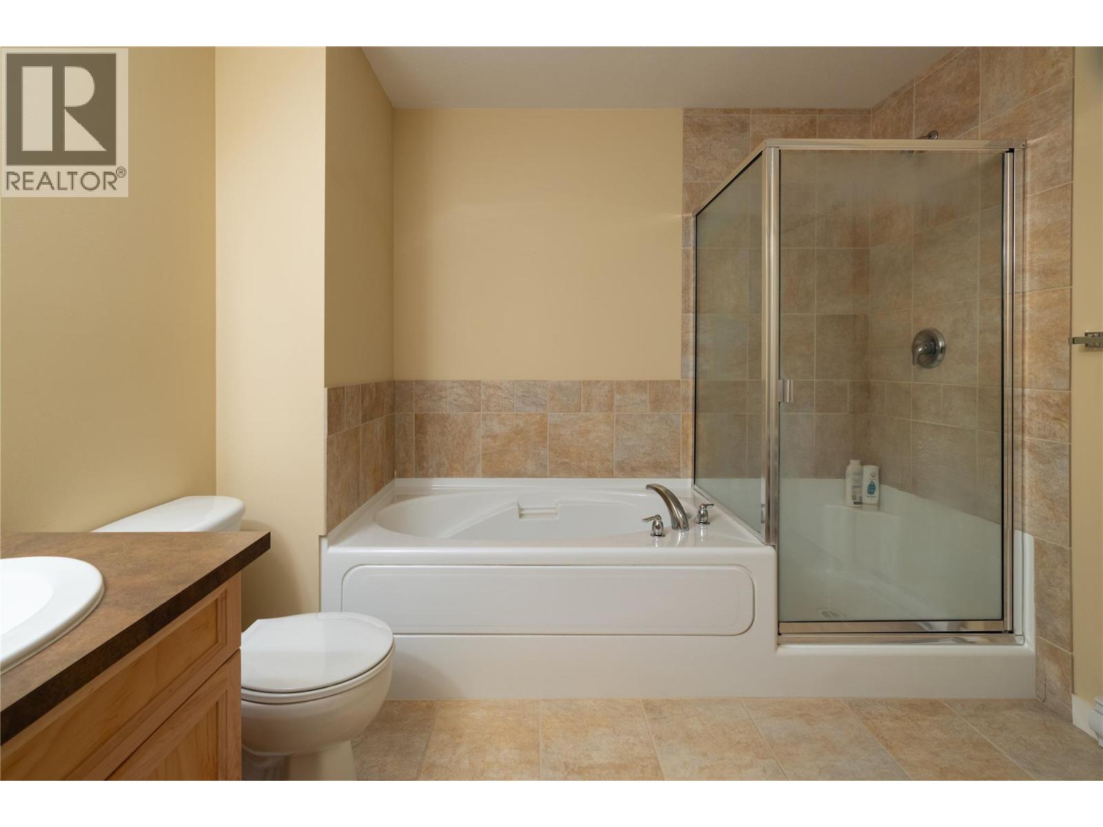 2120 Shannon Ridge Drive Unit# 108
