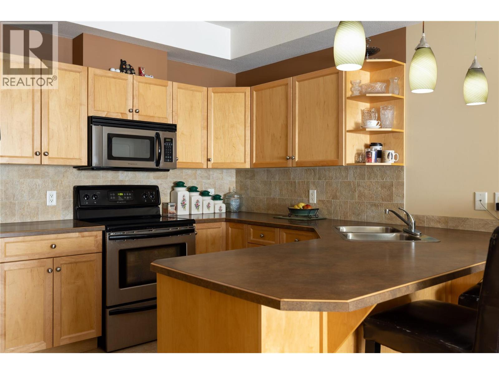 2120 Shannon Ridge Drive Unit# 108