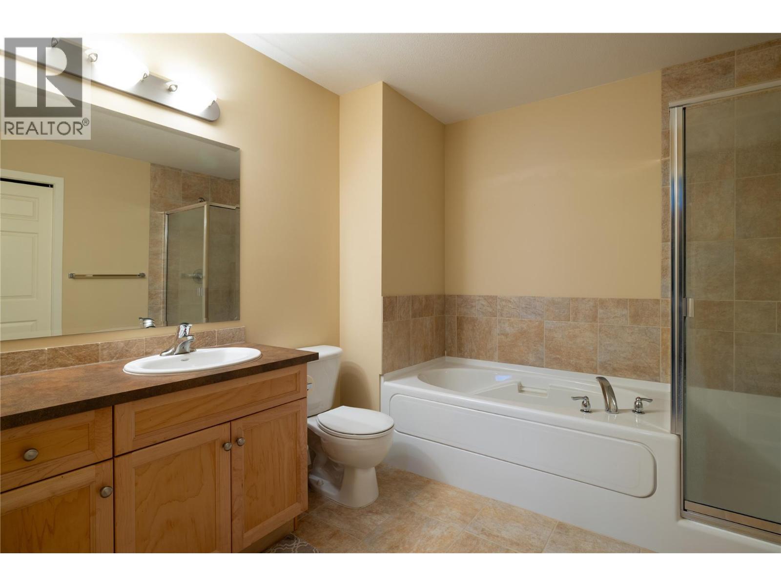 2120 Shannon Ridge Drive Unit# 108