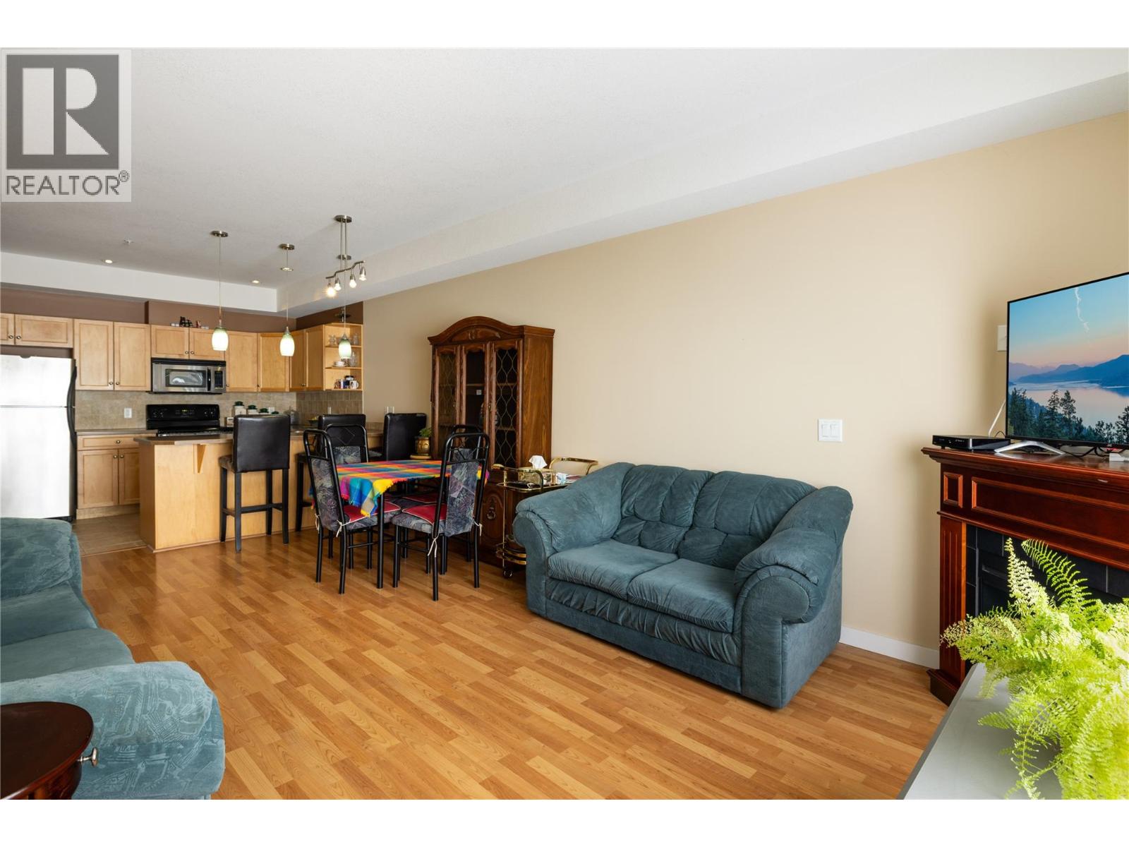 2120 Shannon Ridge Drive Unit# 108