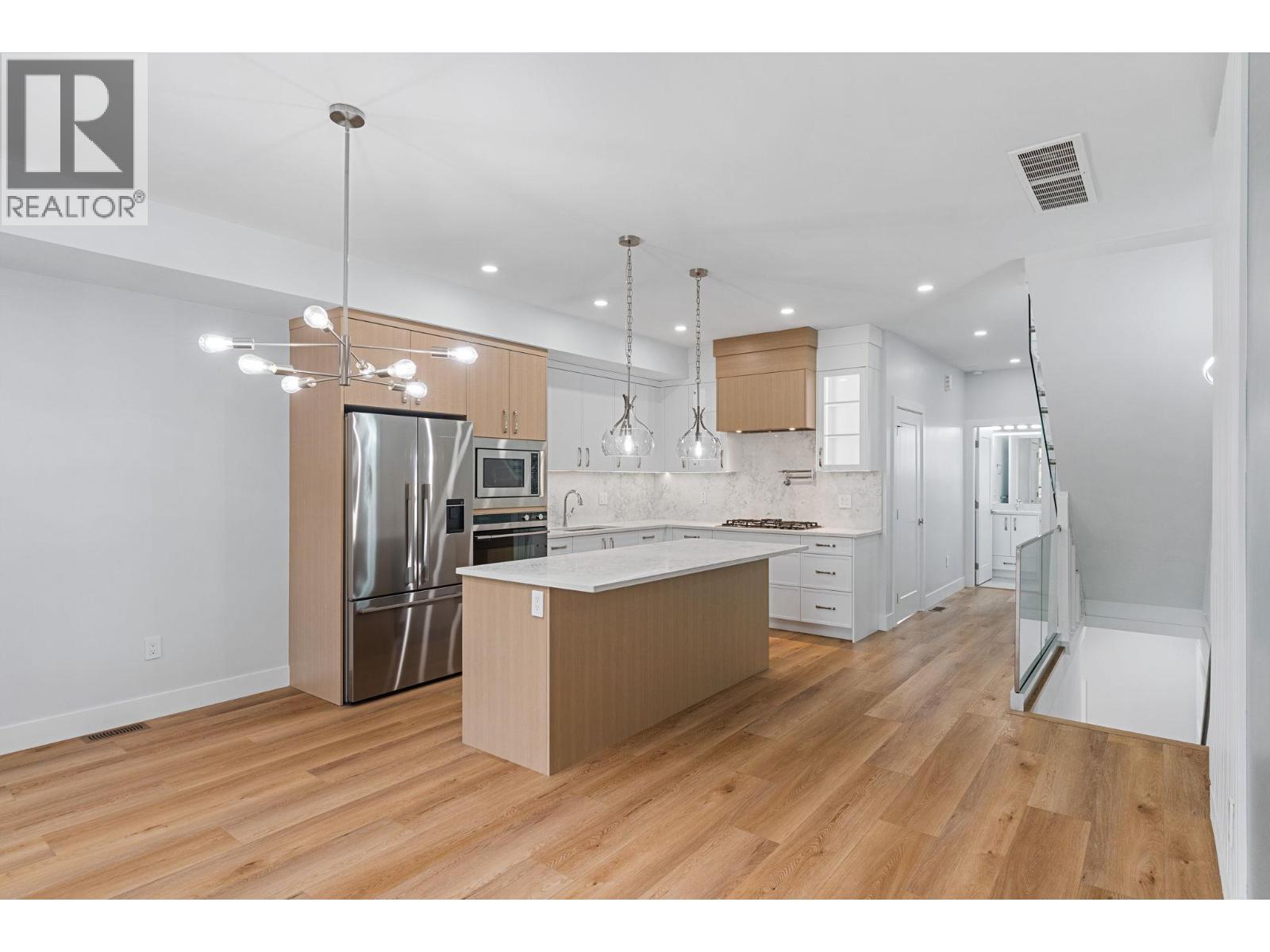 4565 Gordon Drive