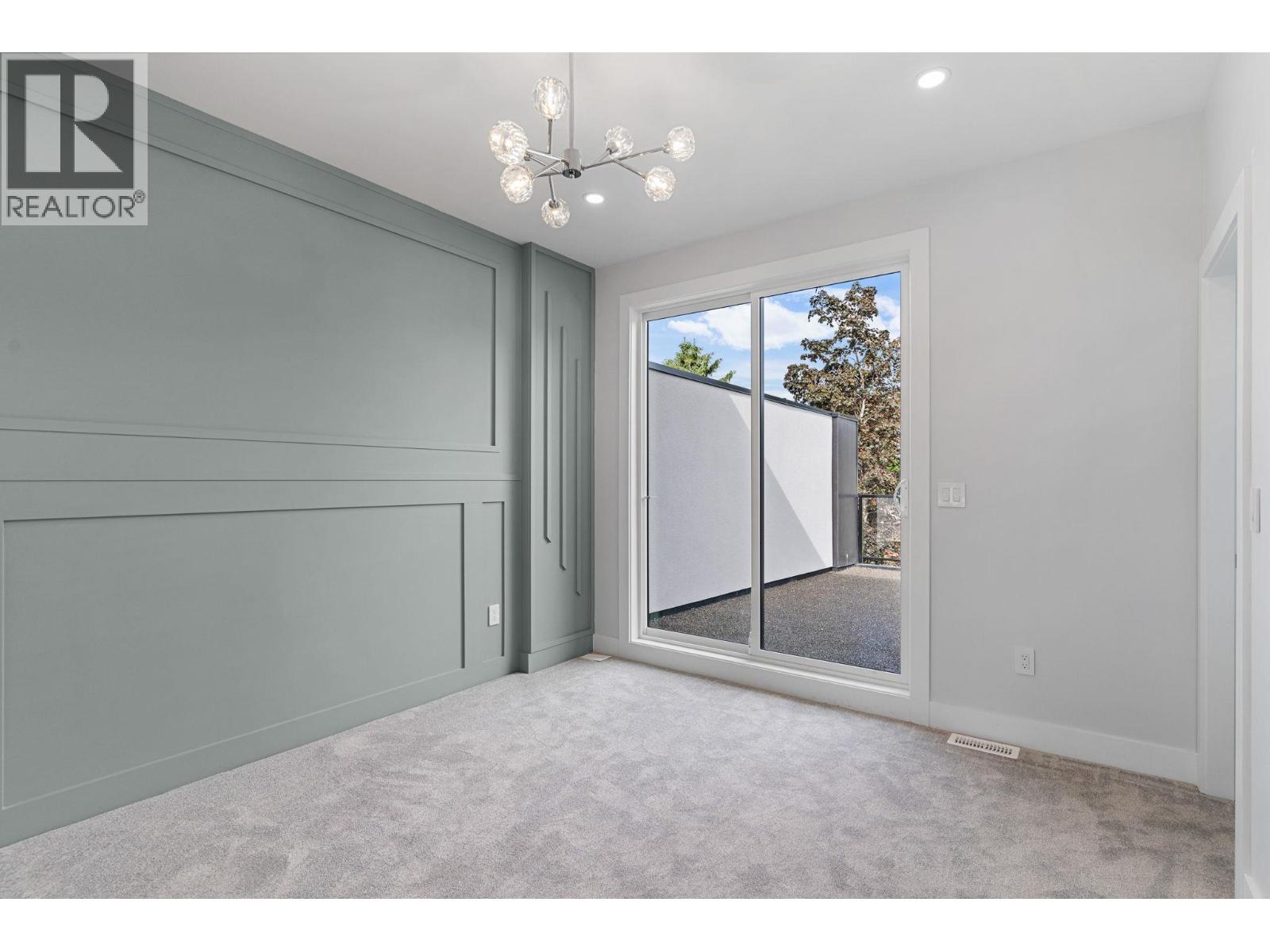 4565 Gordon Drive