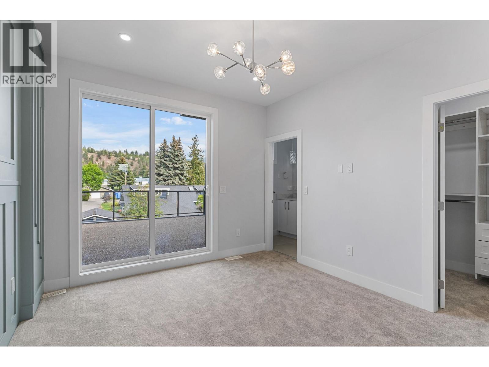 4565 Gordon Drive
