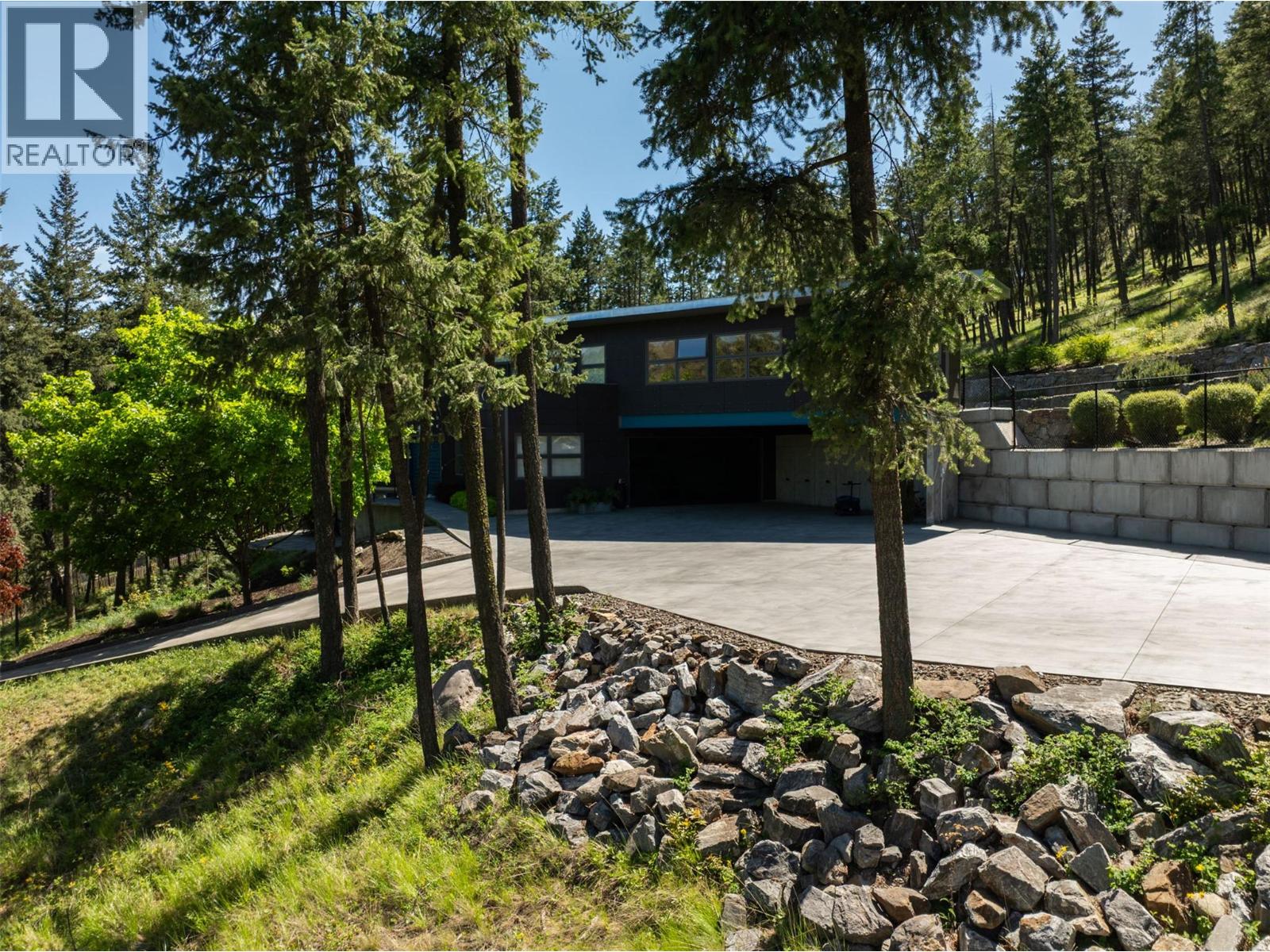 324 Clifton Road