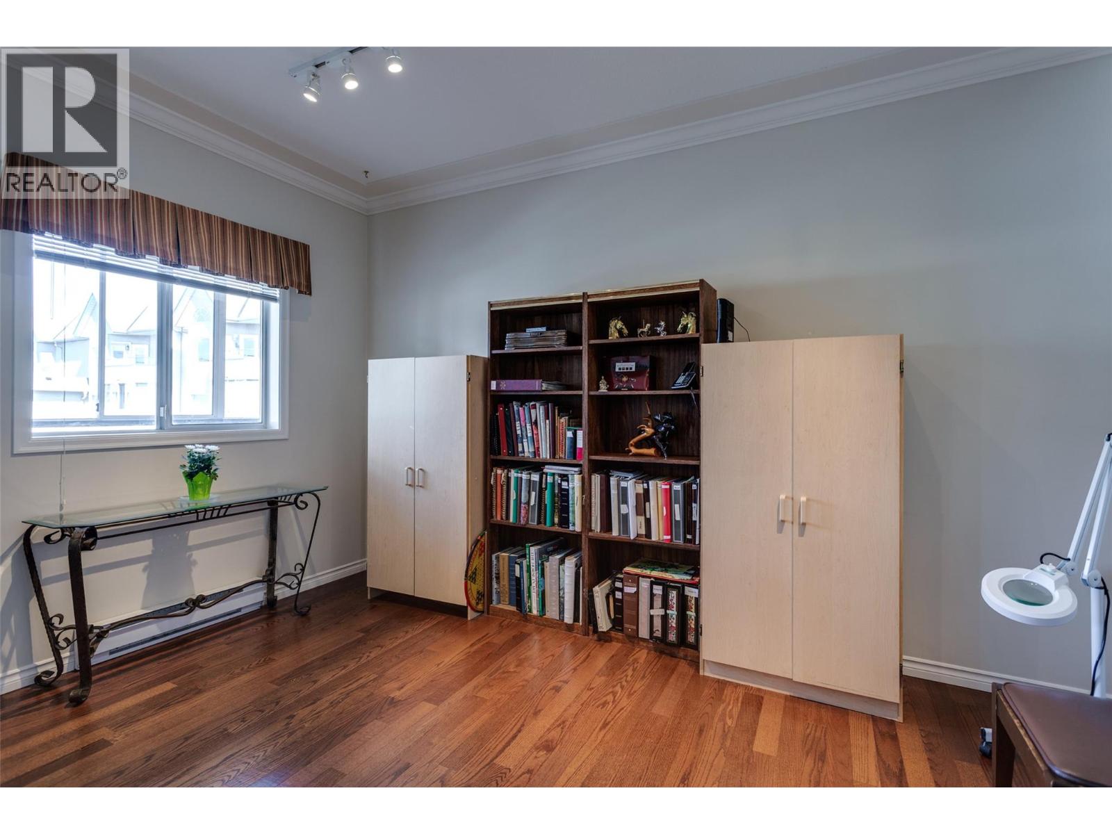 877 KLO Road Unit# 204