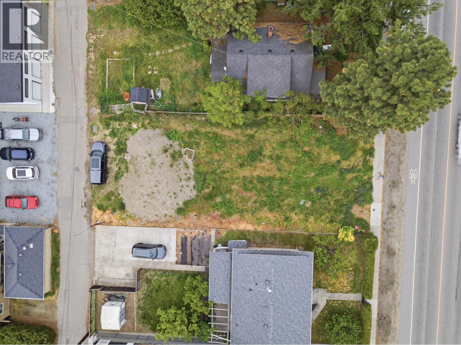 784 Cadder Avenue