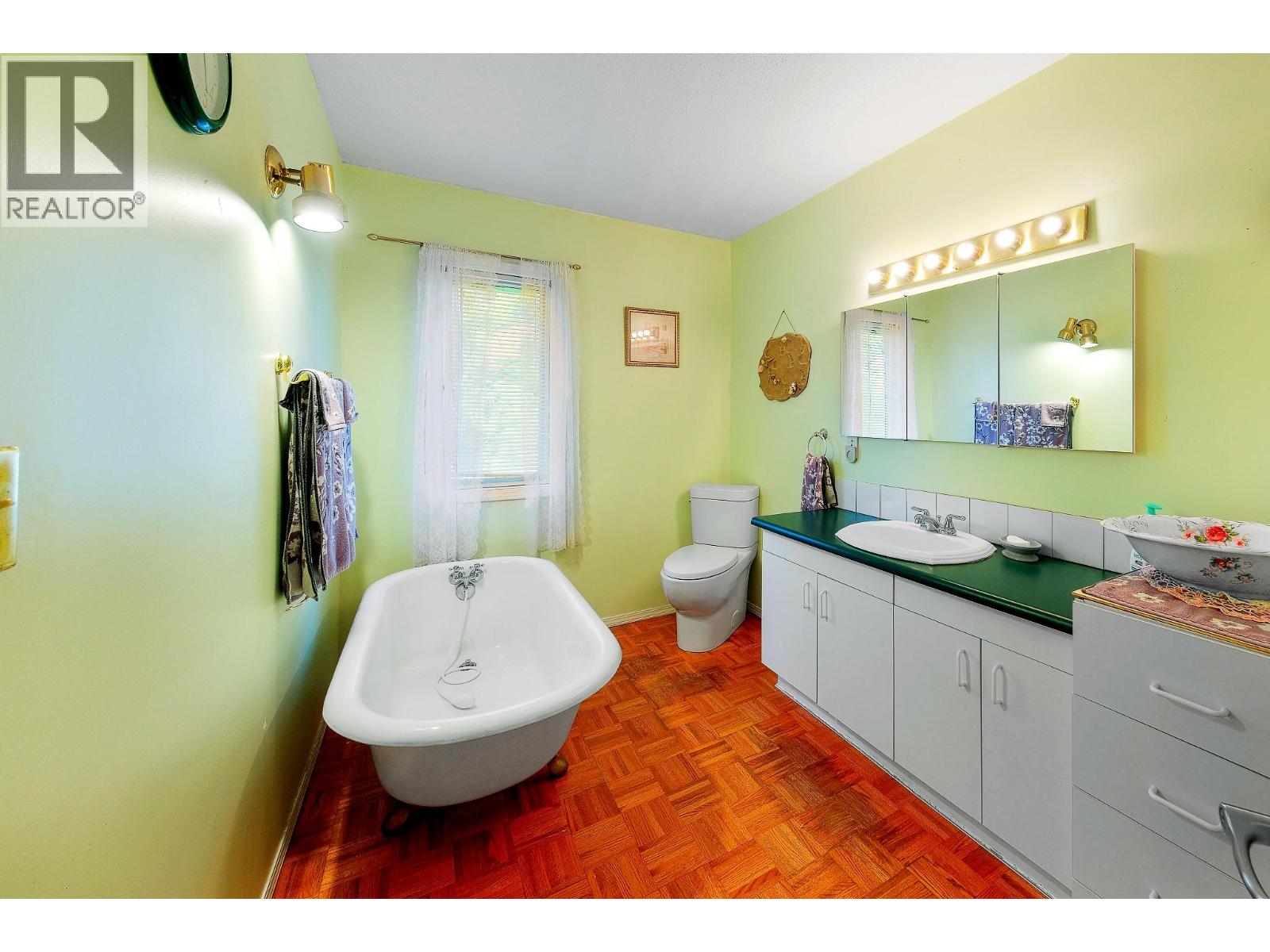 2980 BOUCHERIE Road