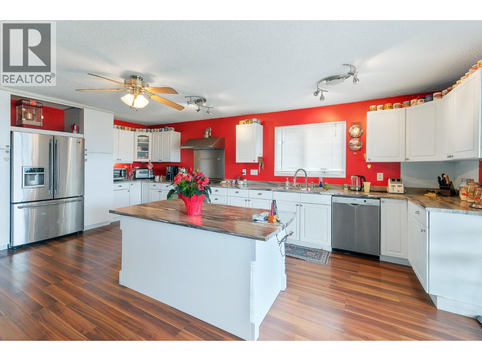 2980 BOUCHERIE Road