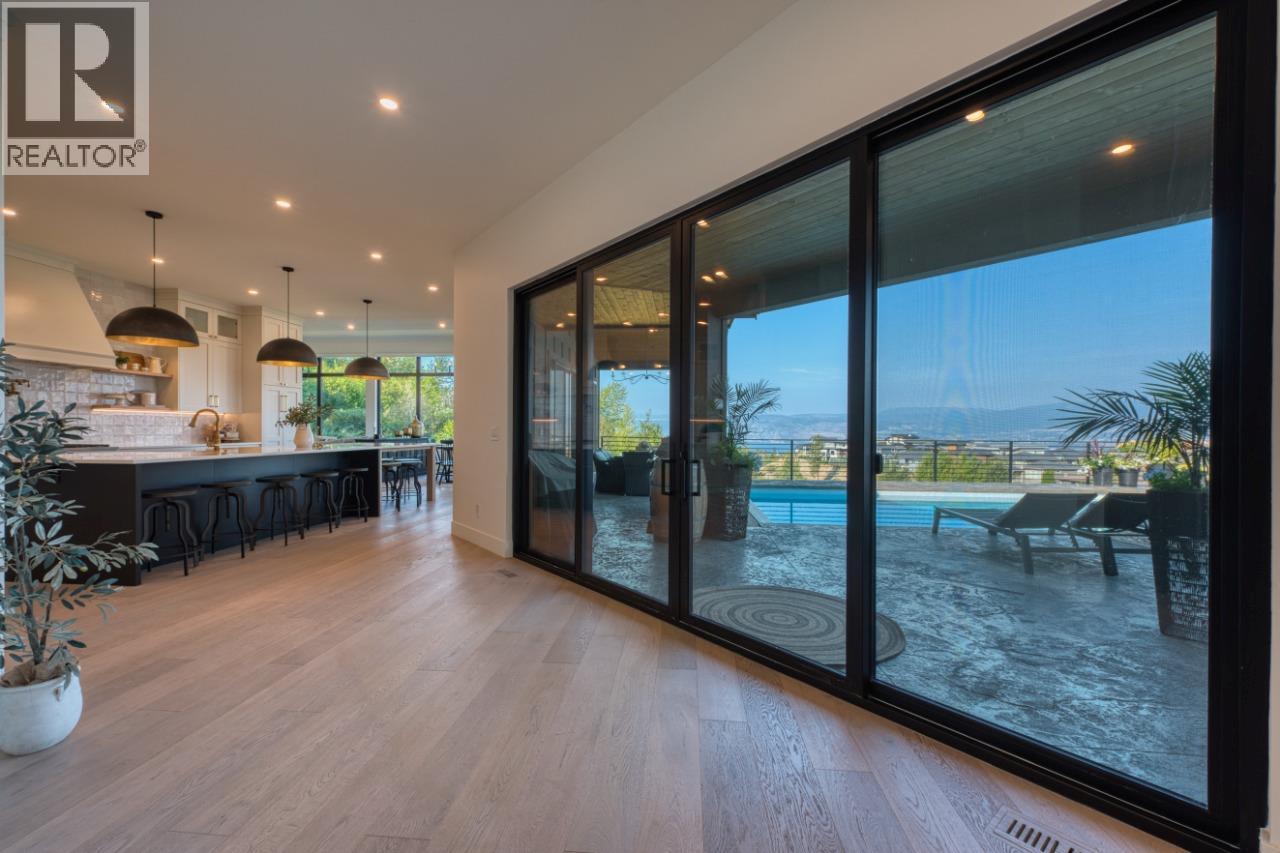 652 Trumpeter Road