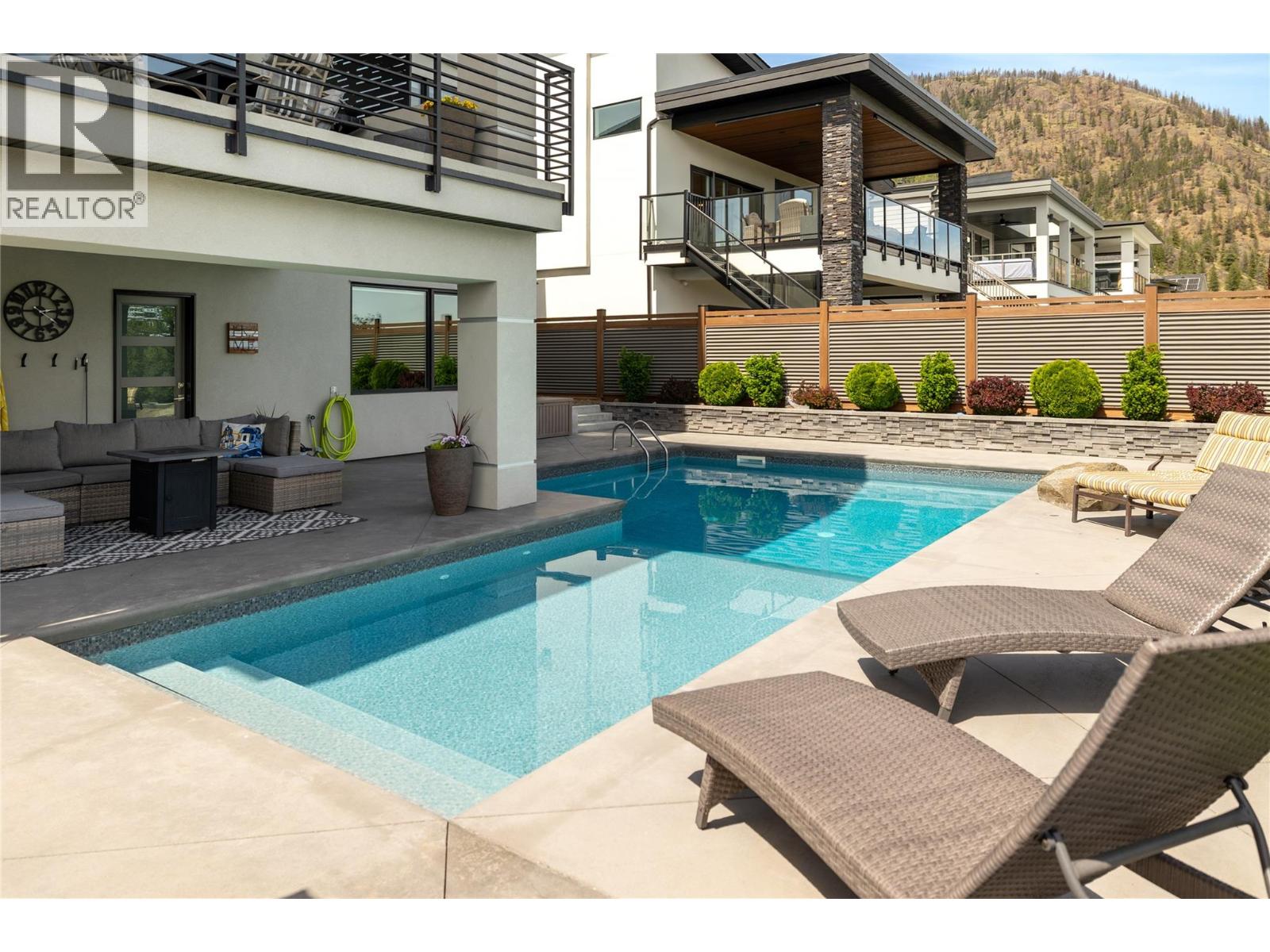 2501 Tallus Heights Drive