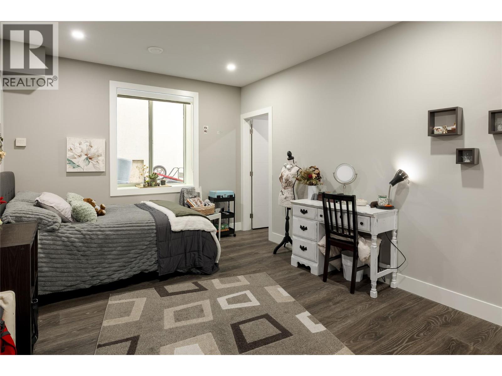 2501 Tallus Heights Drive