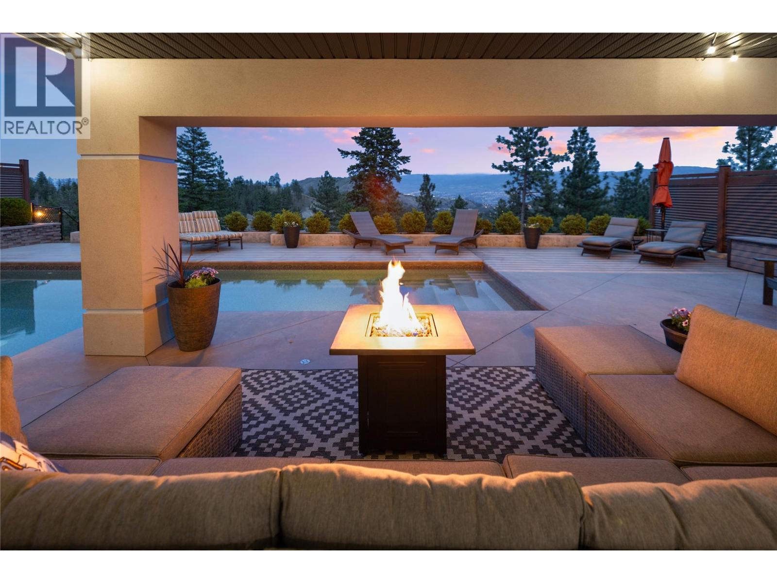 2501 Tallus Heights Drive
