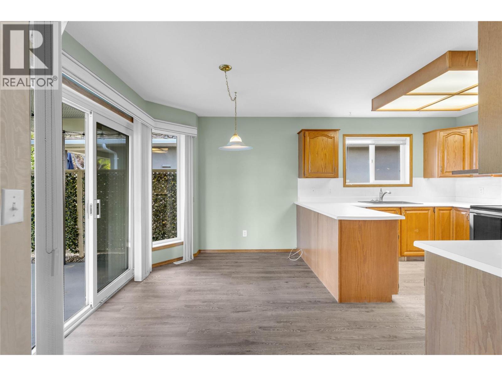 4035 Gellatly Road S Unit# 109