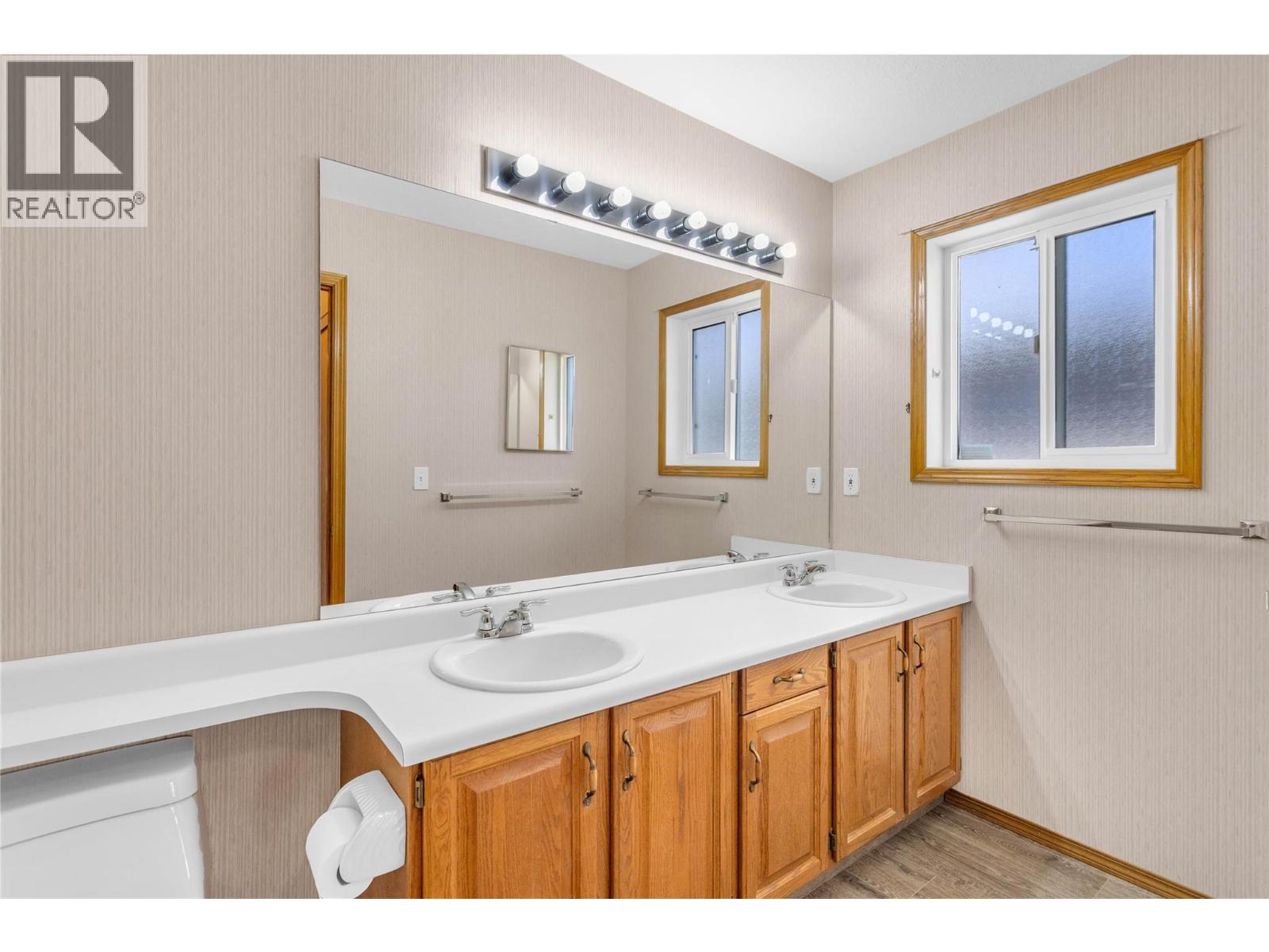 4035 Gellatly Road S Unit# 109