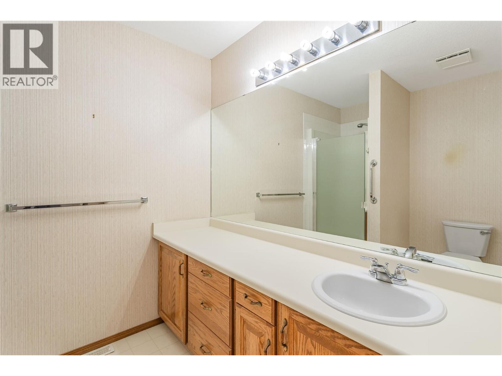 4035 Gellatly Road S Unit# 109