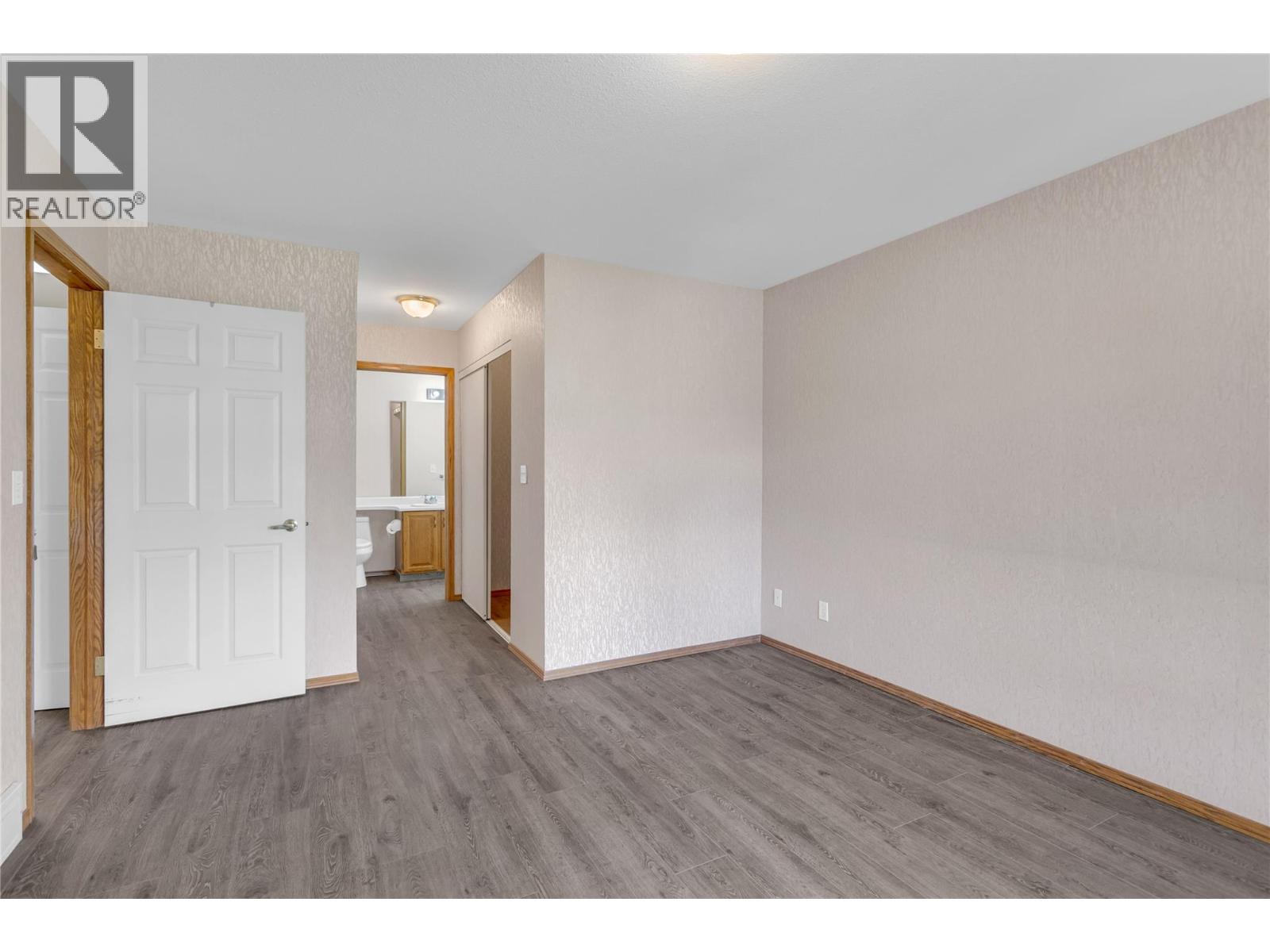 4035 Gellatly Road S Unit# 109
