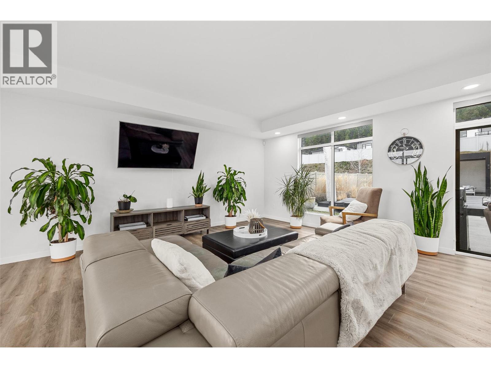 3708 Morningside Drive