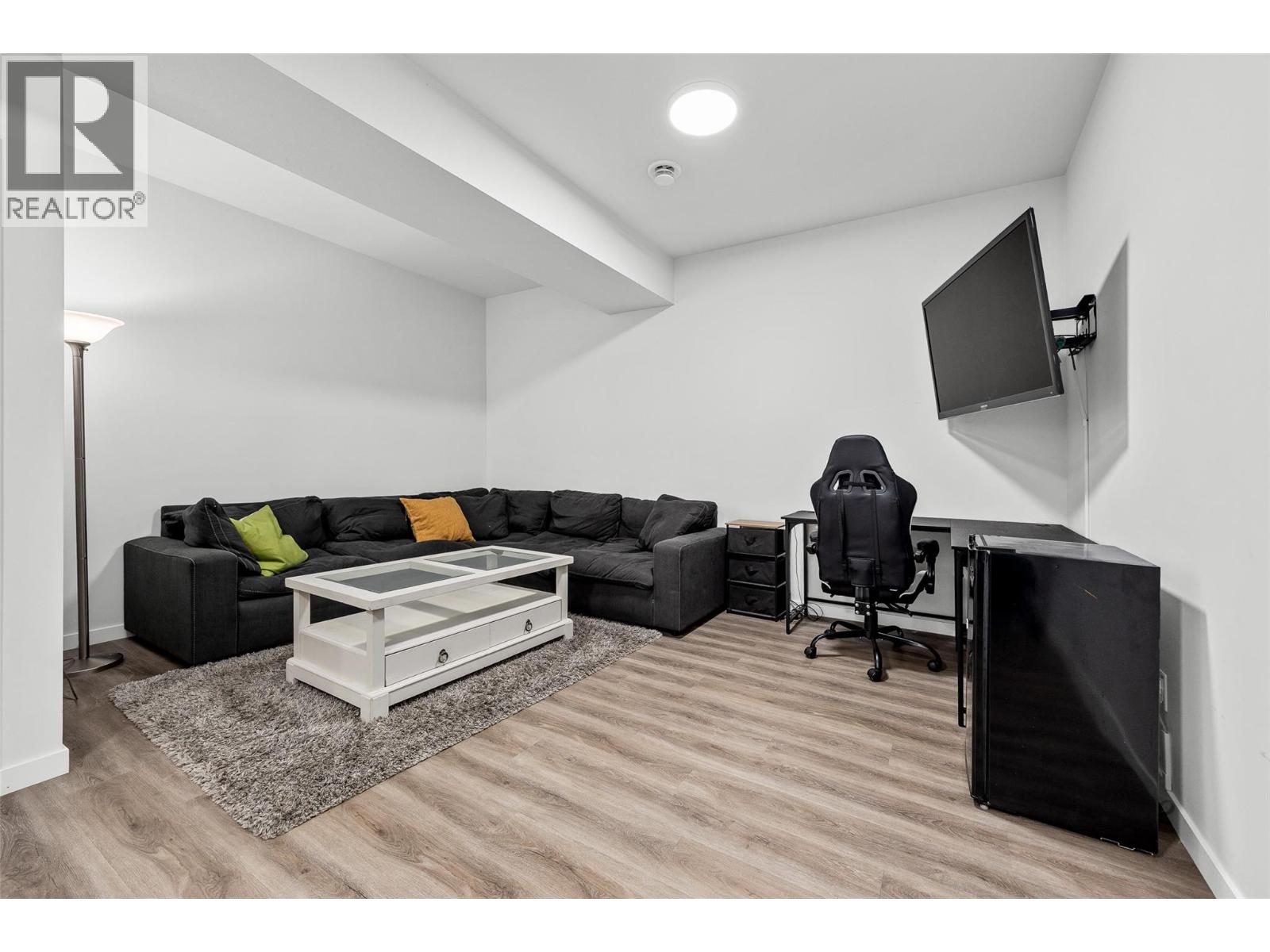 3708 Morningside Drive