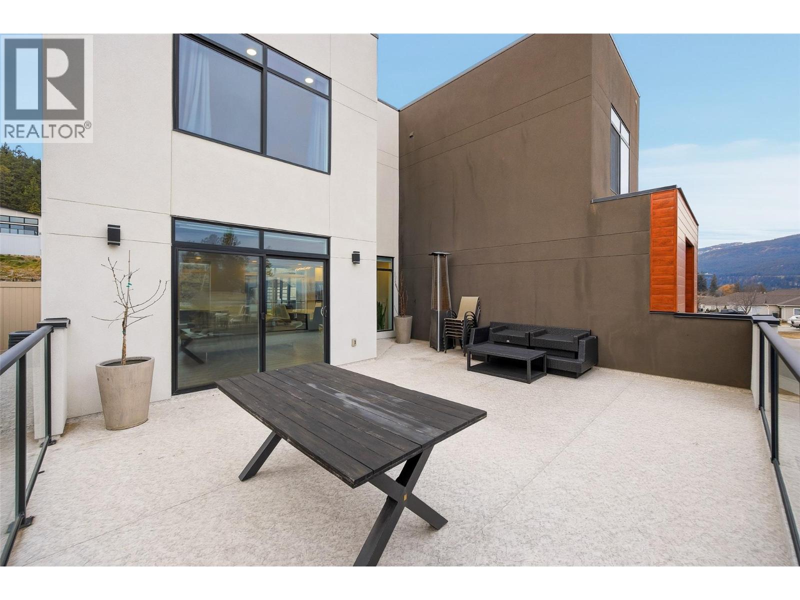 3708 Morningside Drive