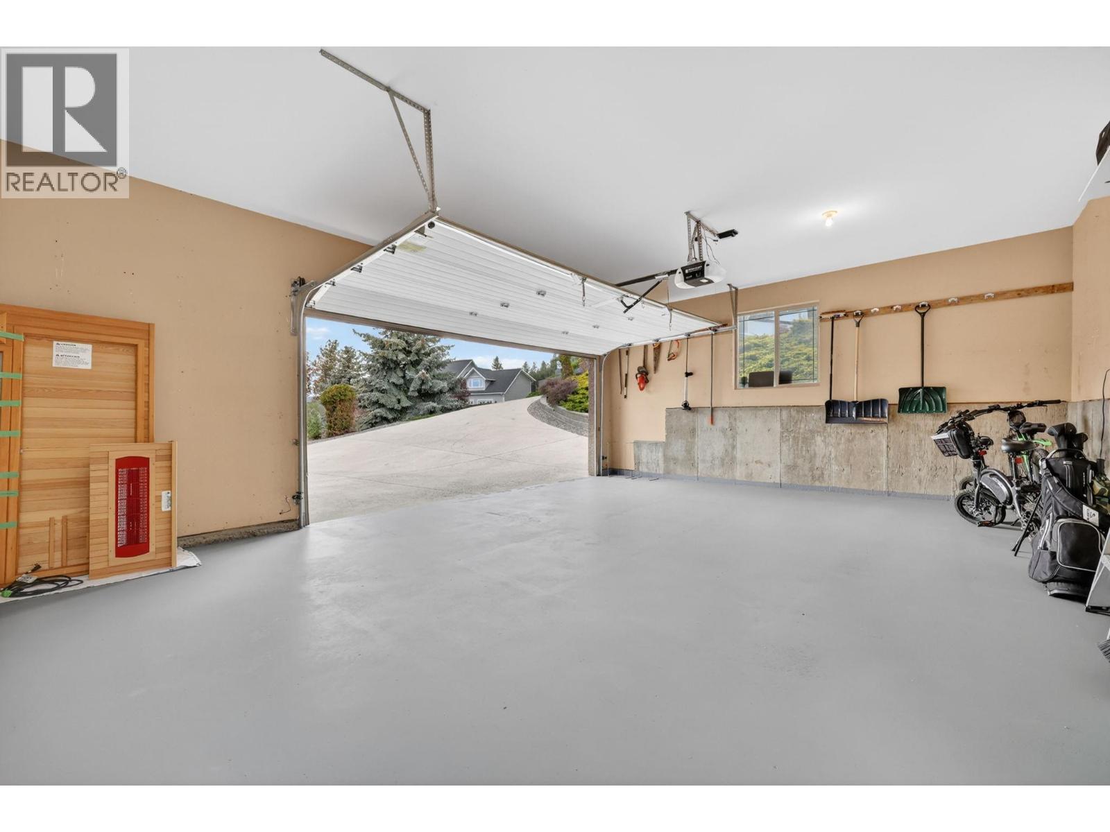 2110 Horizon Drive