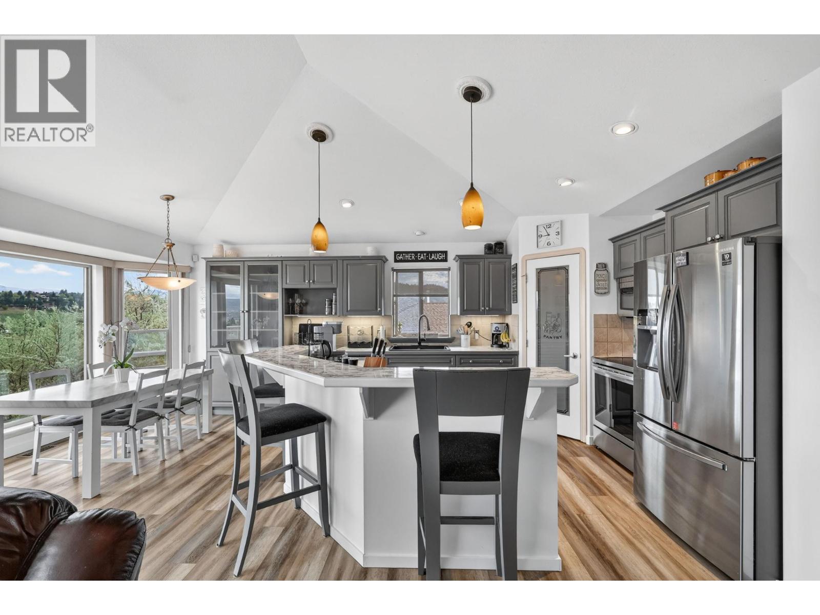 2110 Horizon Drive