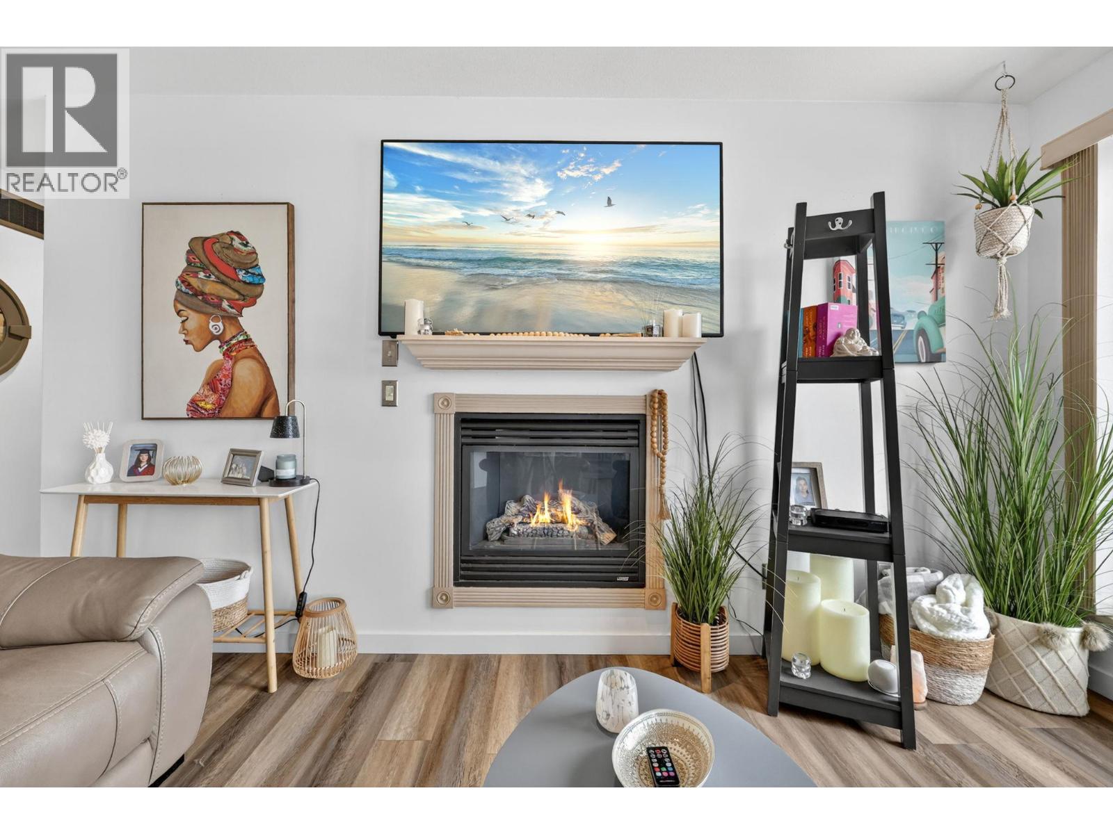 2110 Horizon Drive