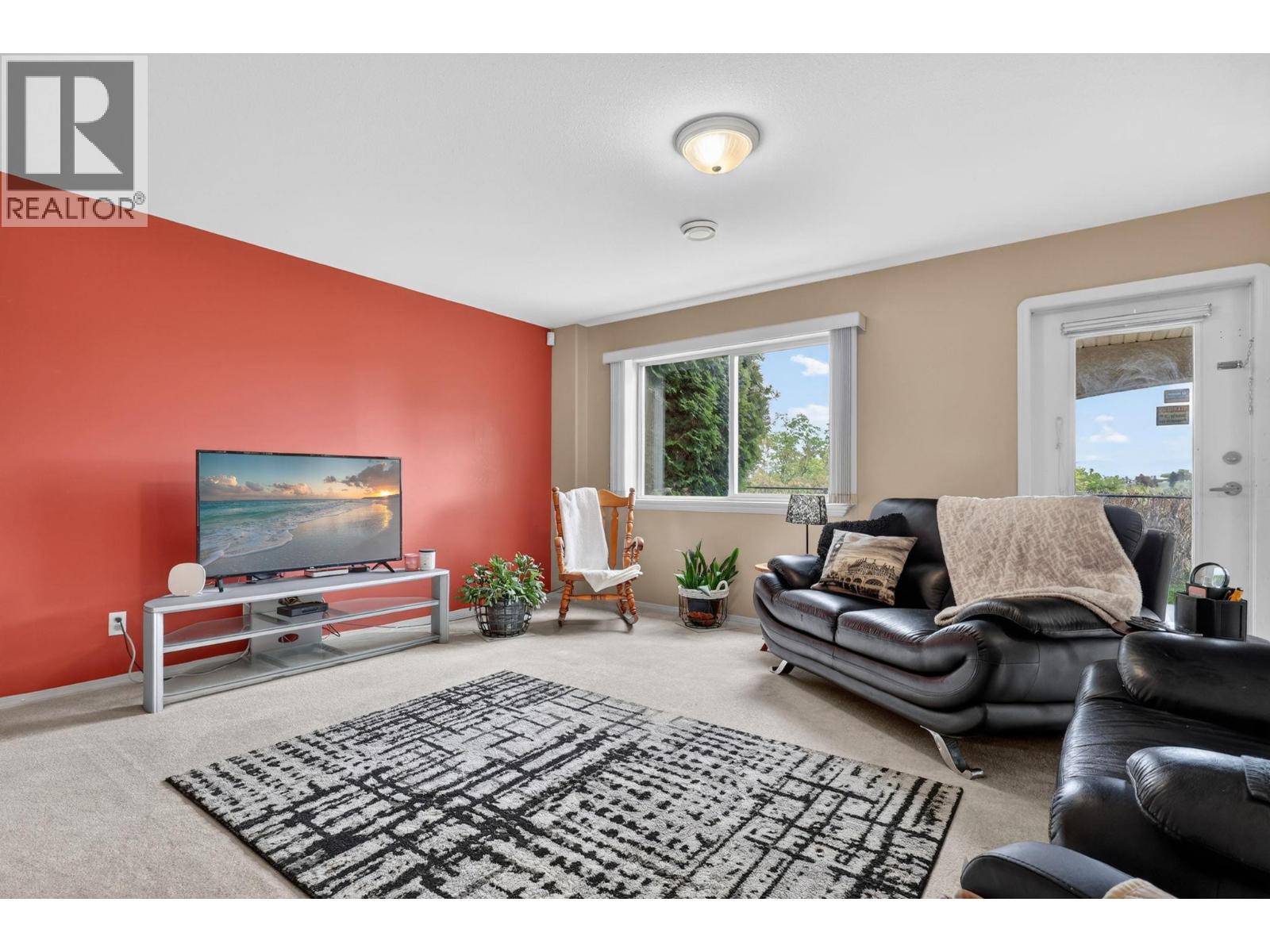 2110 Horizon Drive