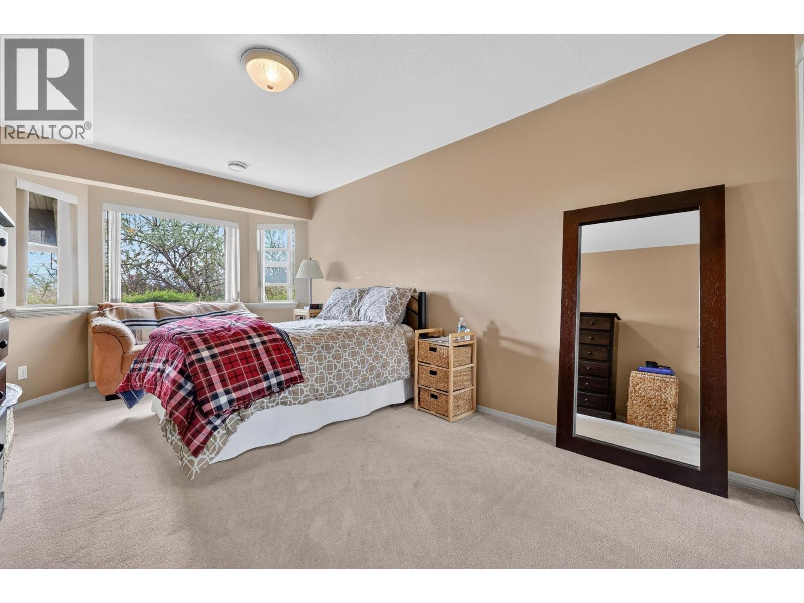 2110 Horizon Drive