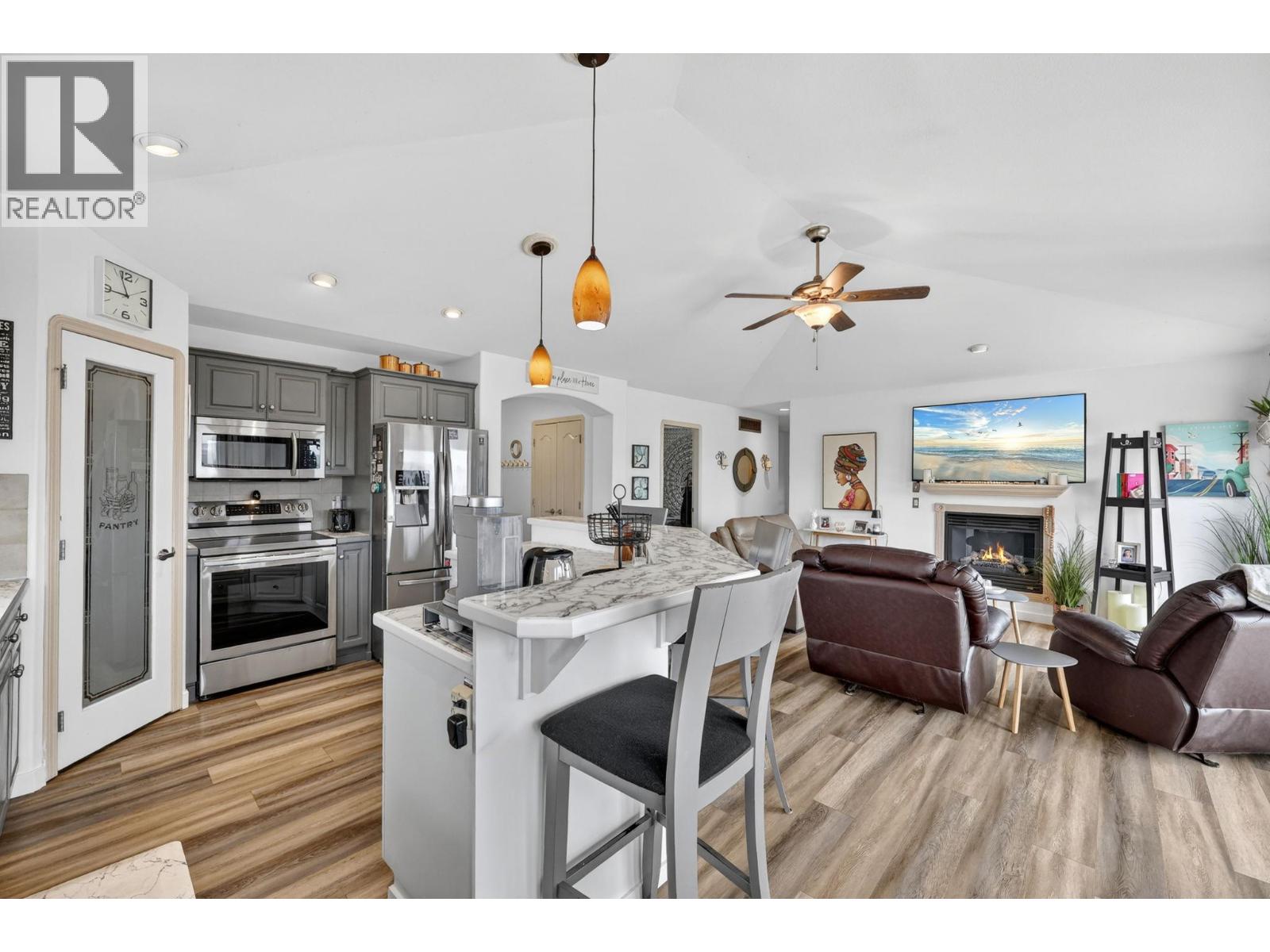 2110 Horizon Drive