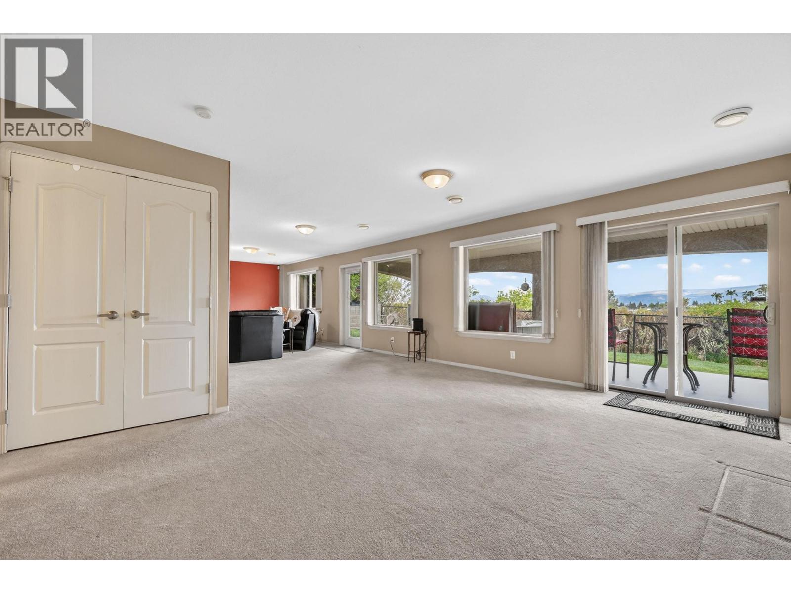 2110 Horizon Drive