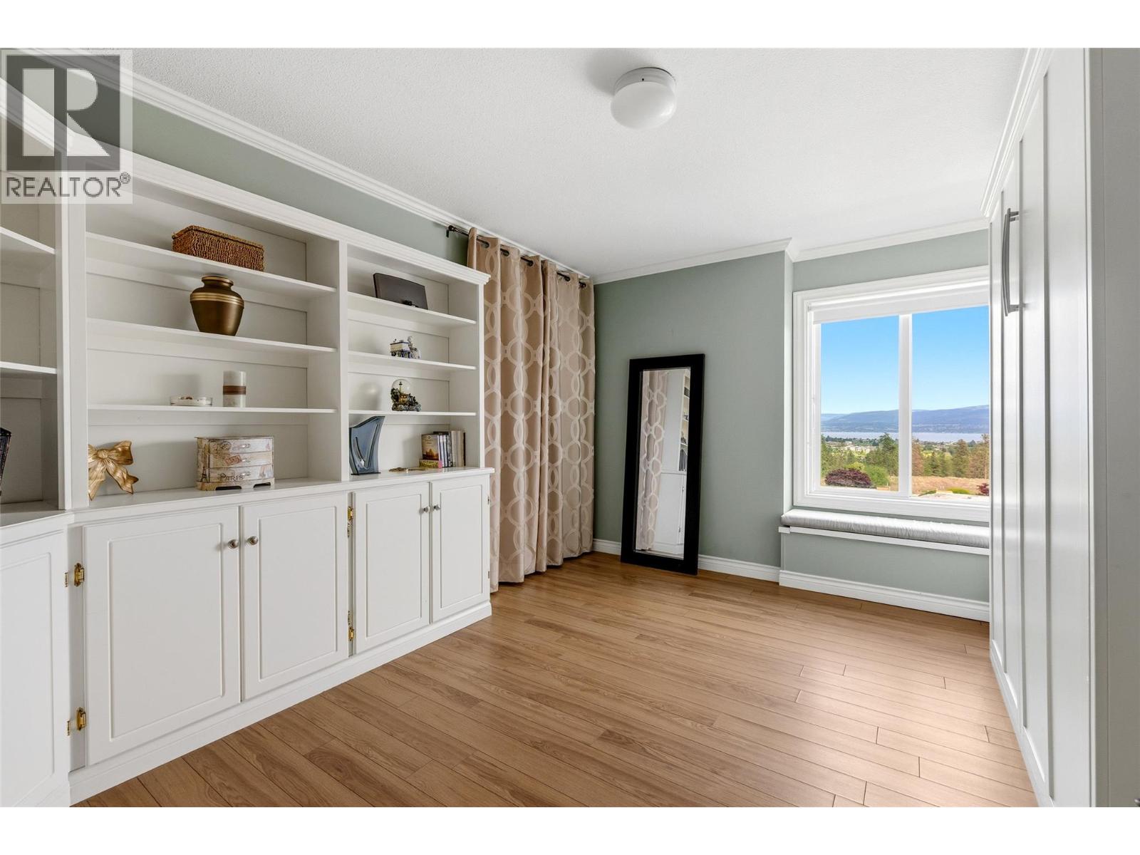 3815 Brown Road Unit# 304