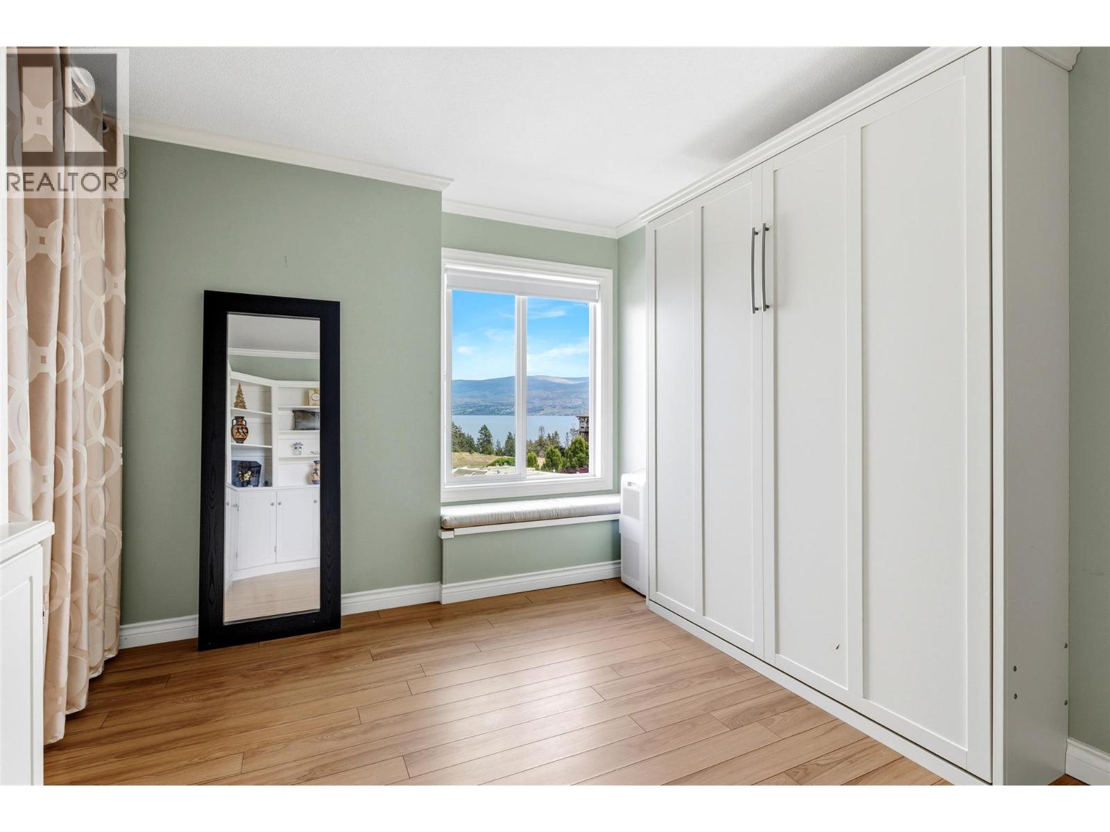 3815 Brown Road Unit# 304