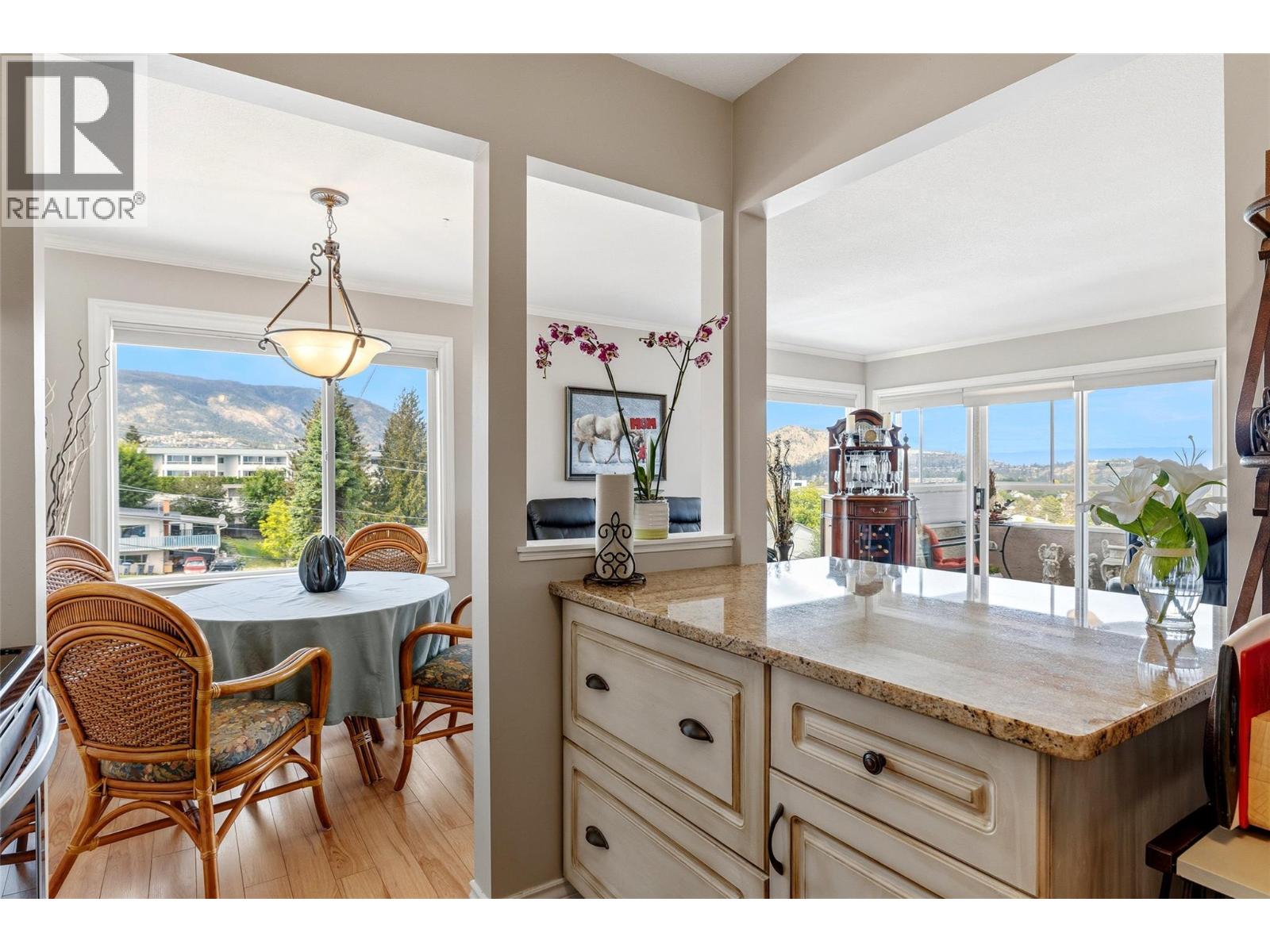 3815 Brown Road Unit# 304