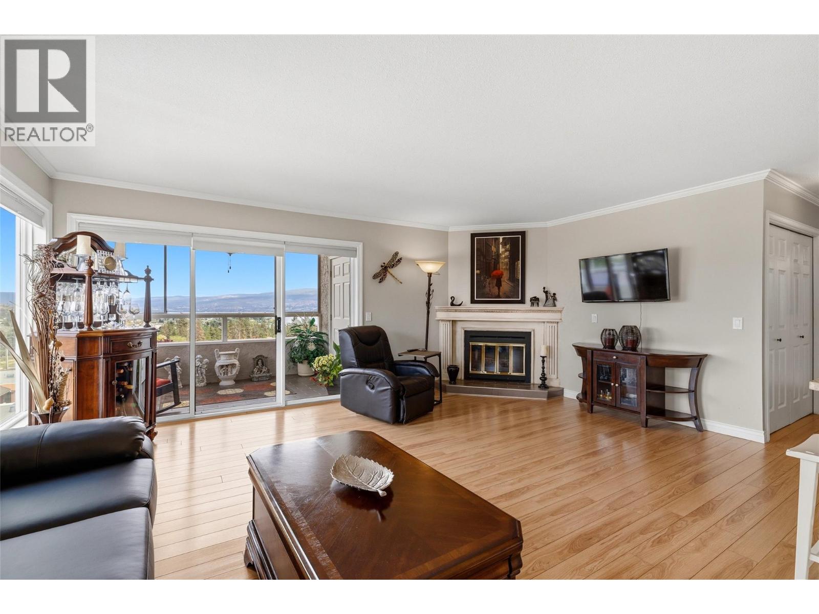 3815 Brown Road Unit# 304
