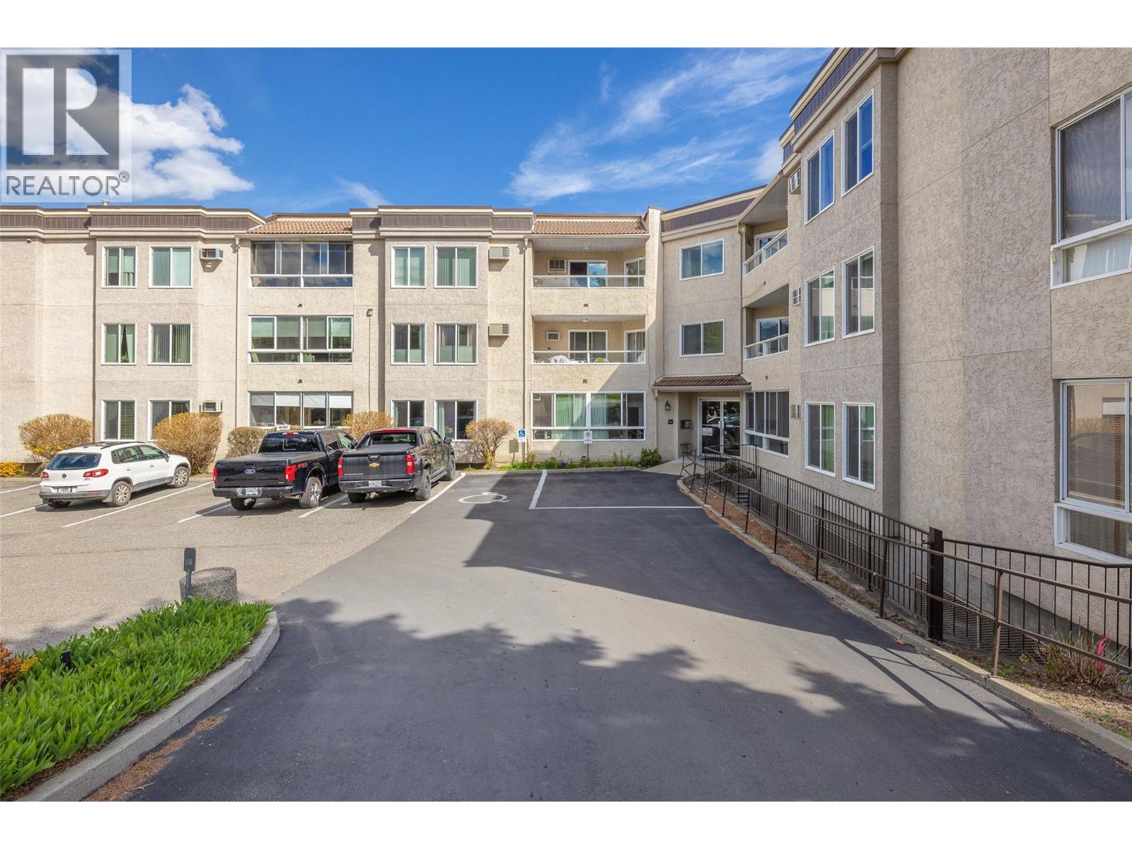 3815 Brown Road Unit# 304