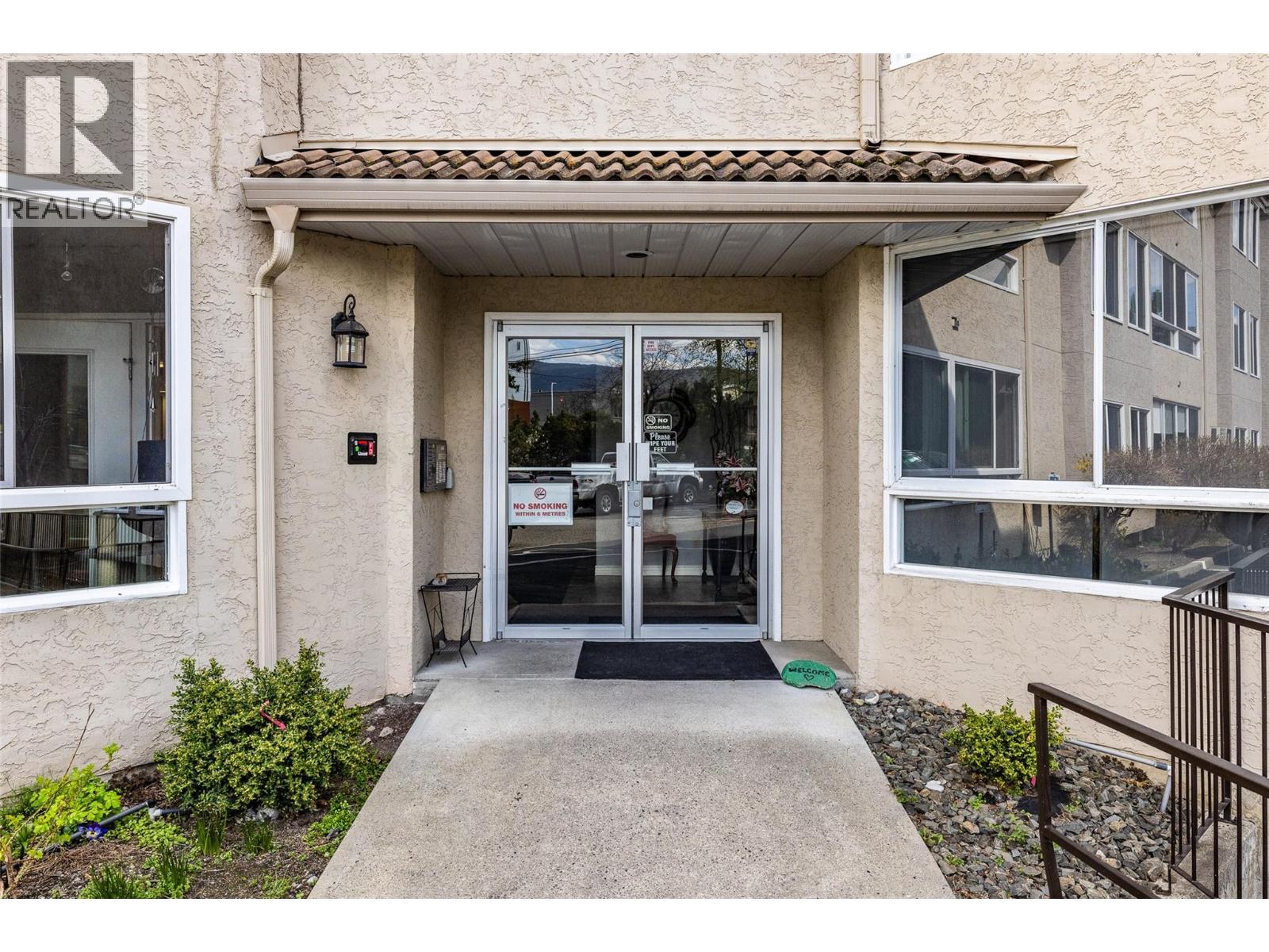 3815 Brown Road Unit# 304
