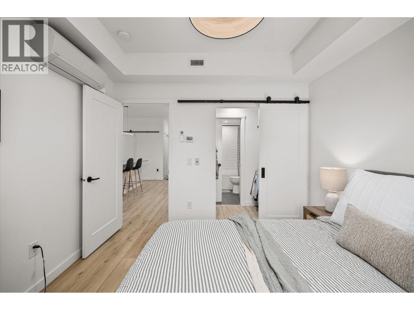 660 Cawston Avenue Unit# 313