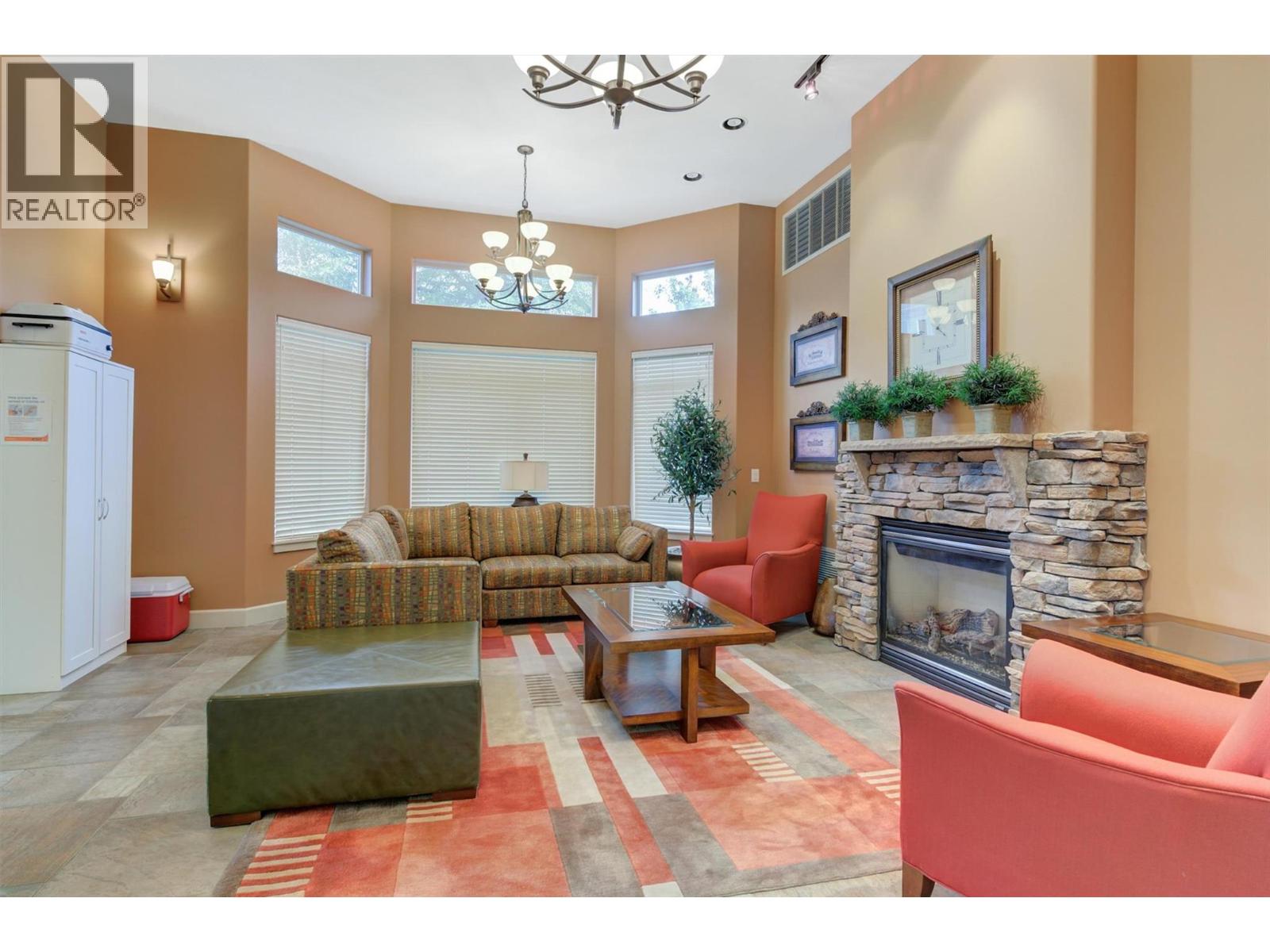 4035 Gellatly Road S Unit# 273