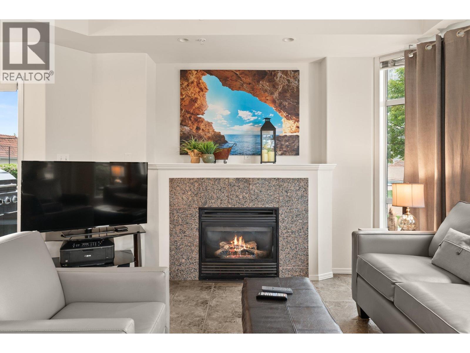 1128 Sunset Drive Unit# 303