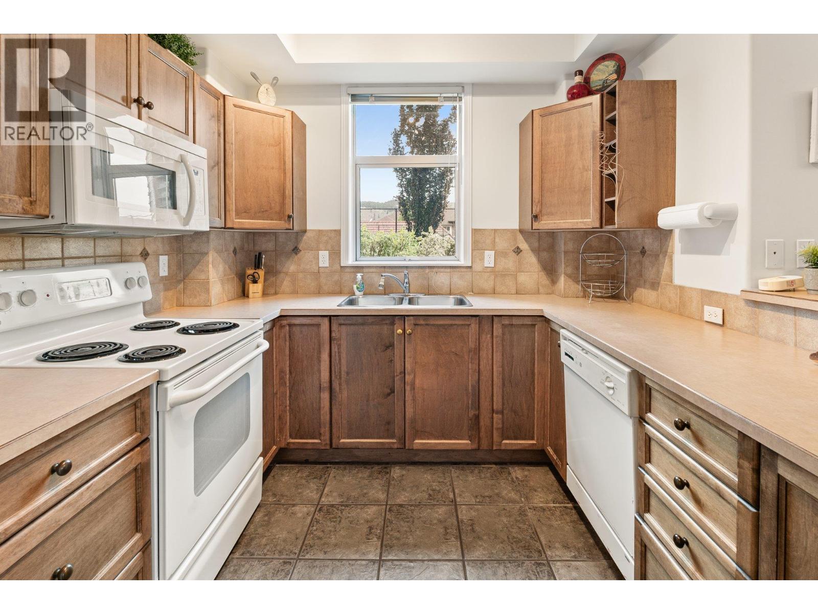 1128 Sunset Drive Unit# 303