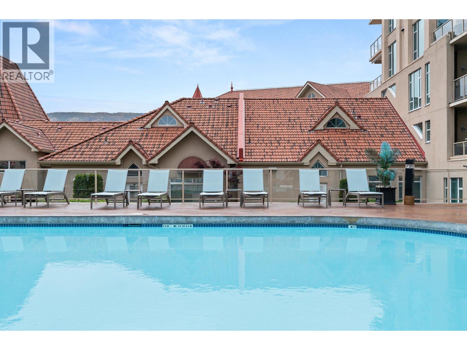 1128 Sunset Drive Unit# 303
