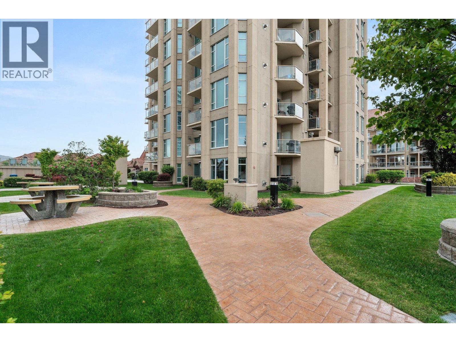 1128 Sunset Drive Unit# 303