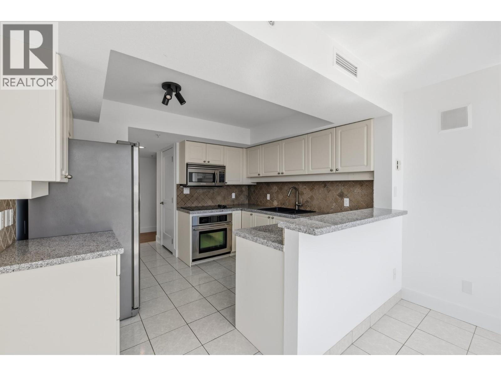 1160 Sunset Drive Unit# 701