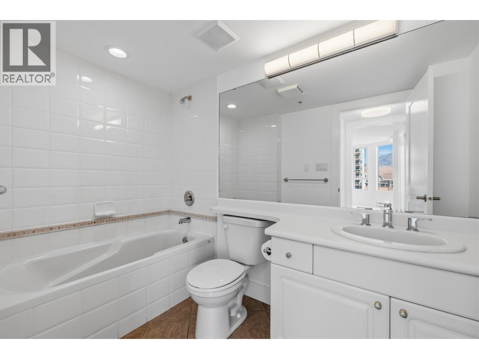 1160 Sunset Drive Unit# 701