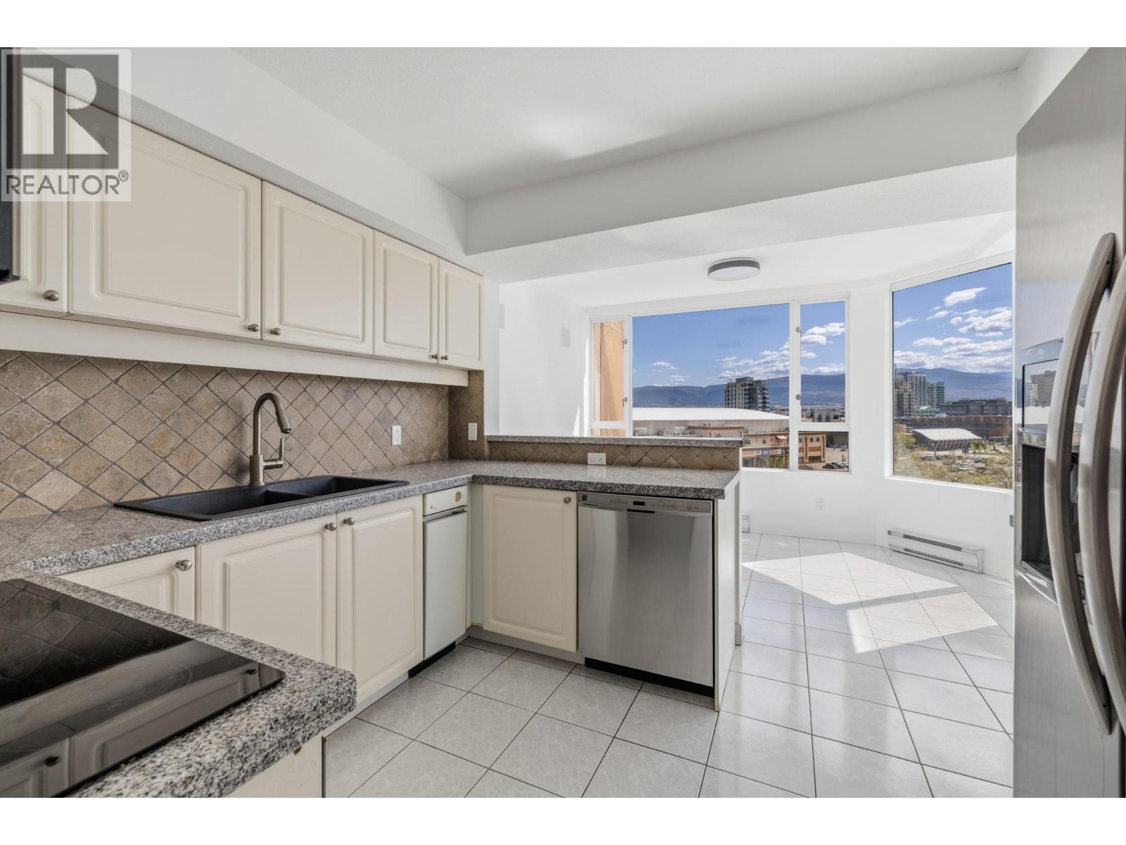 1160 Sunset Drive Unit# 701