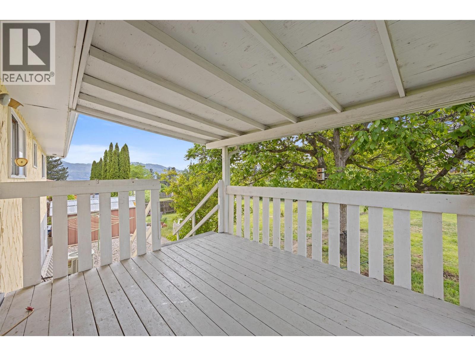 936 MCCARTNEY Road