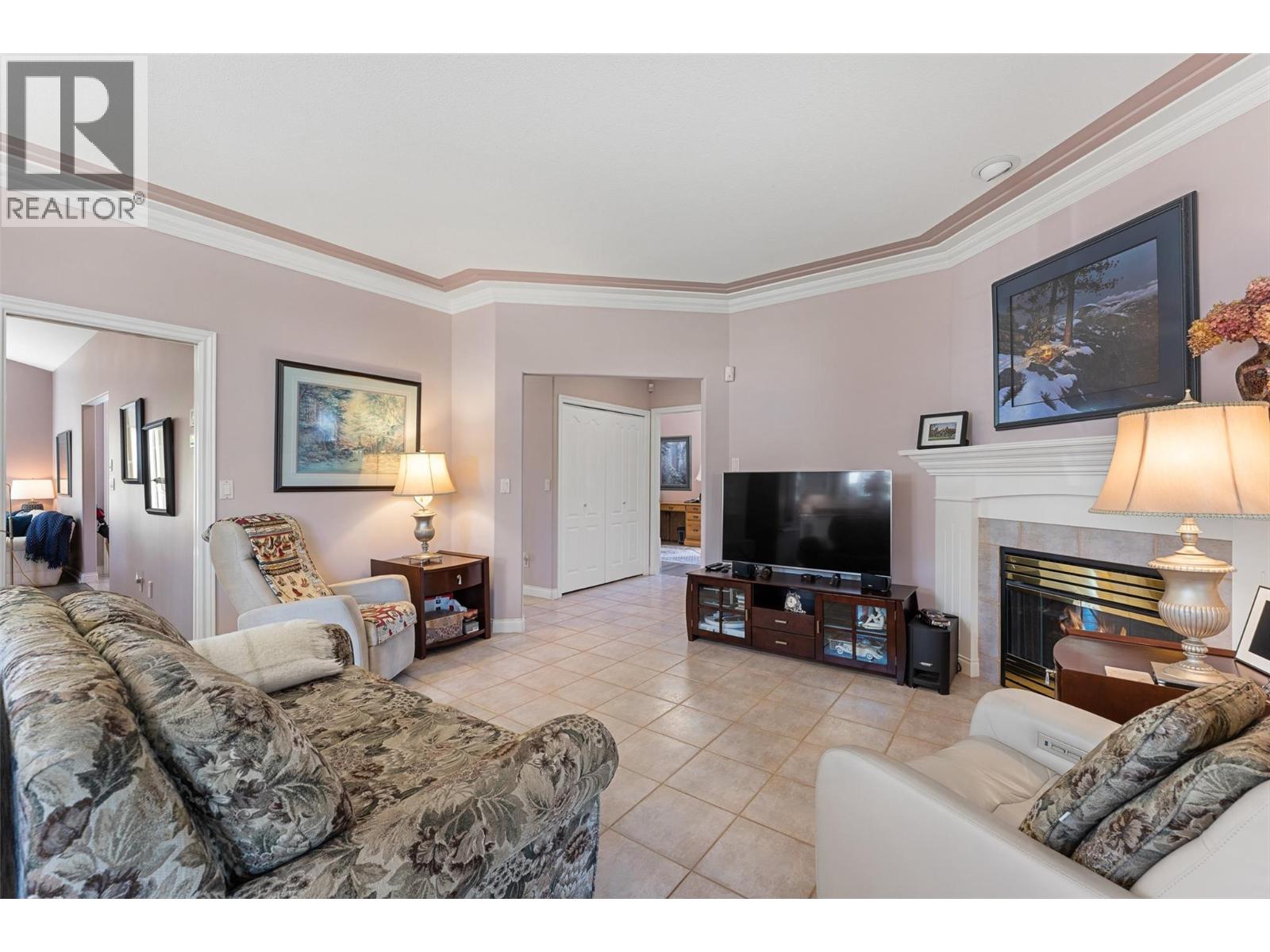 3360 Old Okanagan Highway Unit# 202