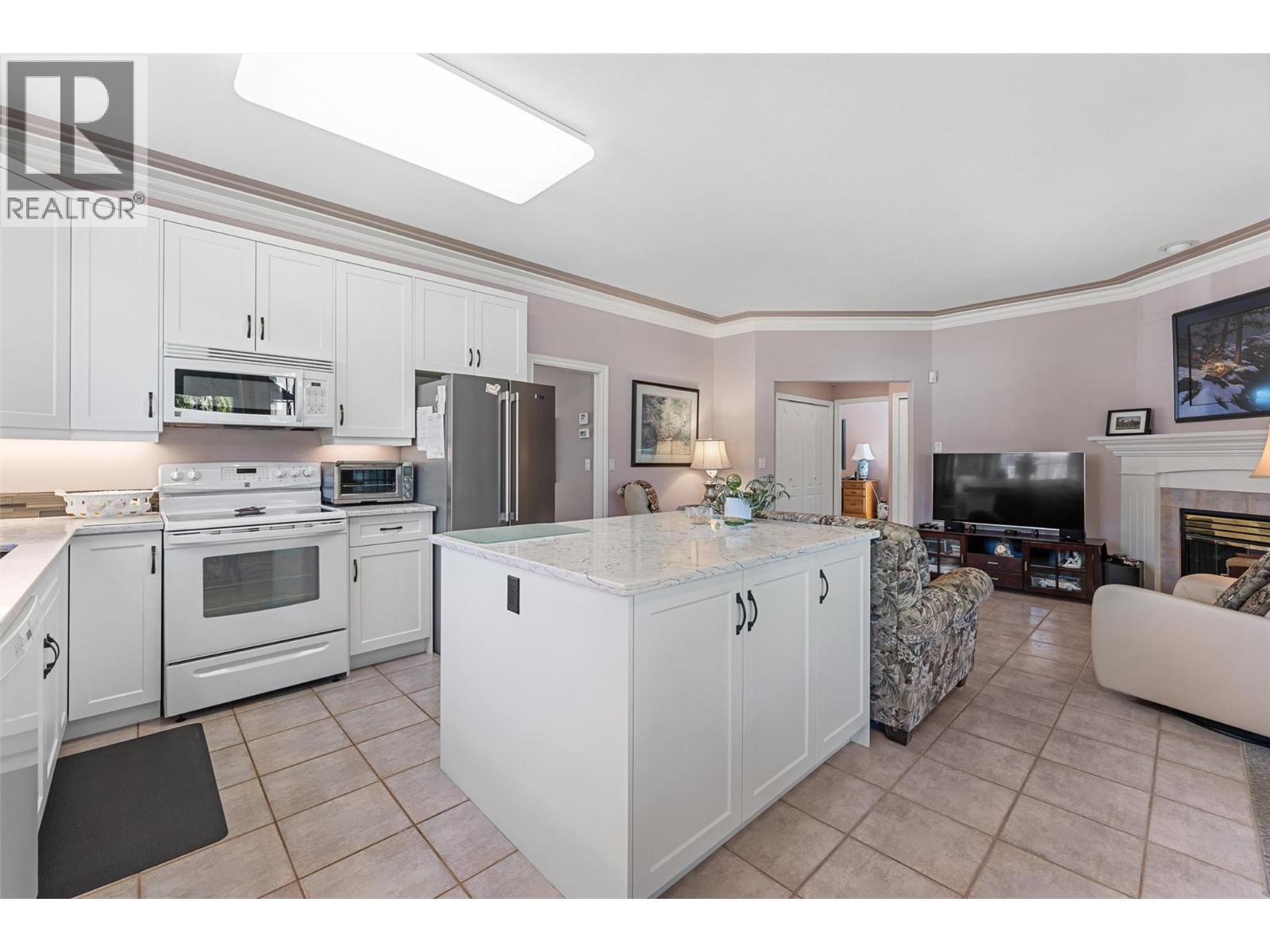 3360 Old Okanagan Highway Unit# 202